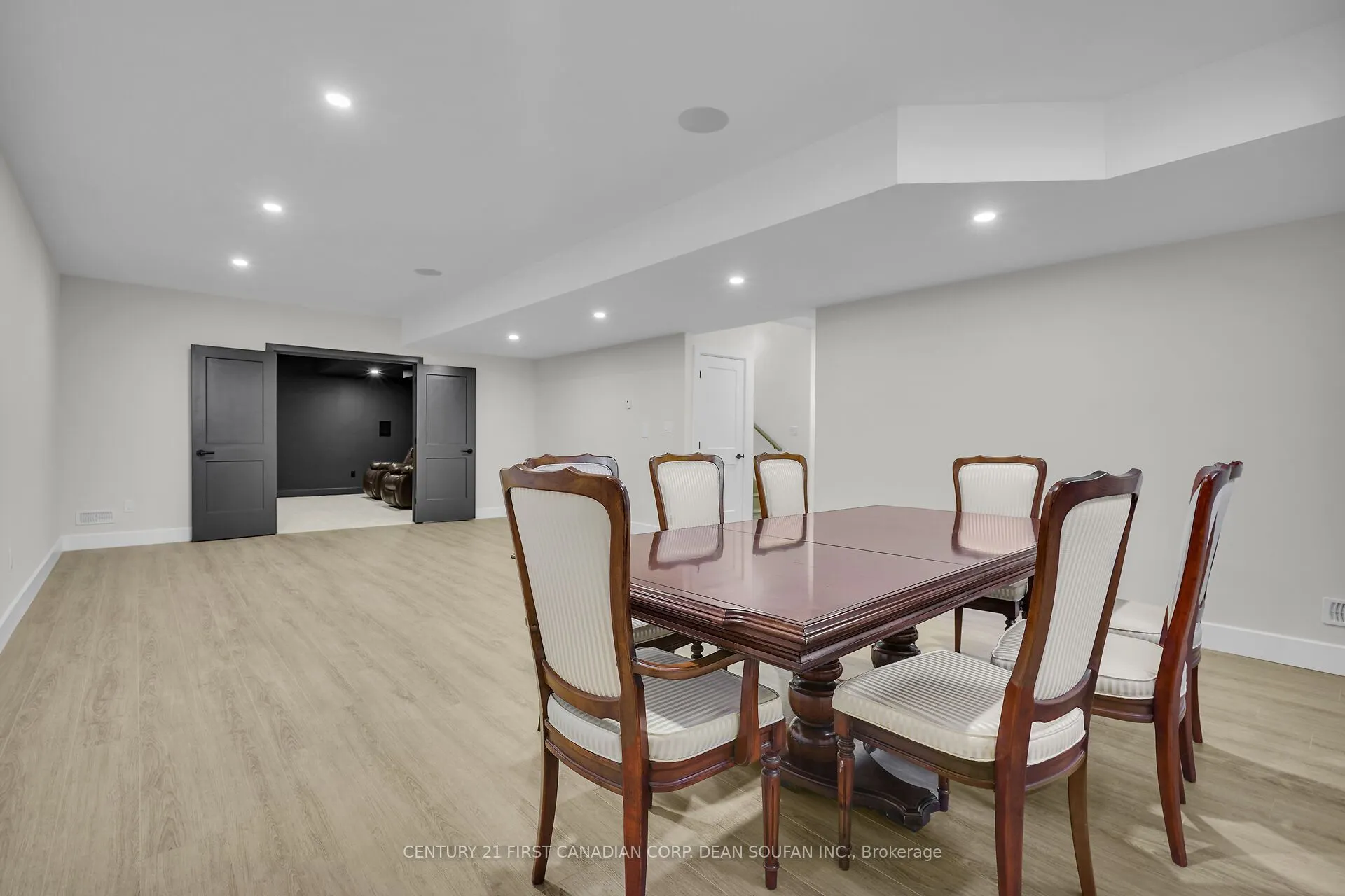 720 APRICOT Drive, #13