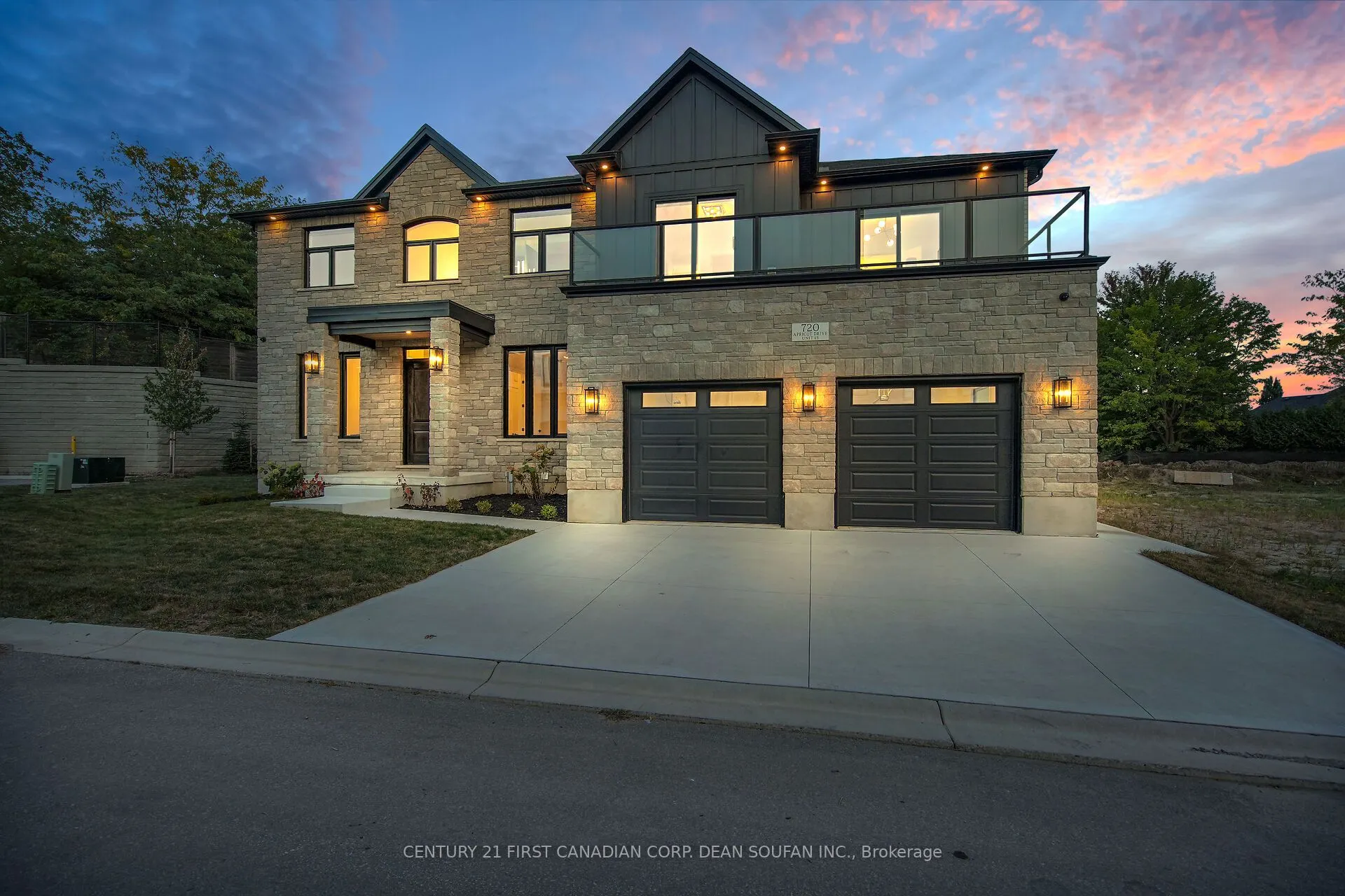 720 APRICOT Drive, #13