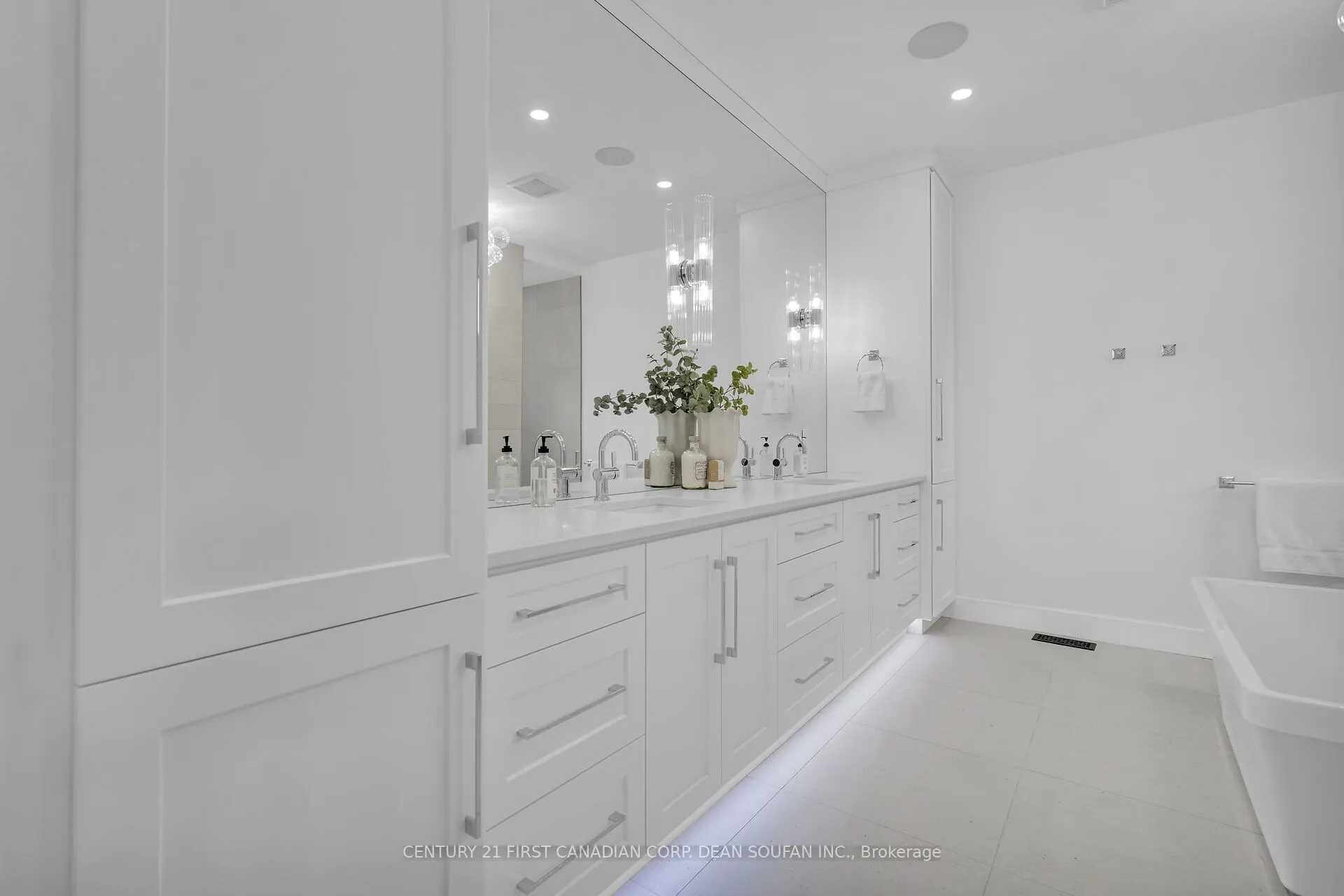 720 APRICOT Drive, #13