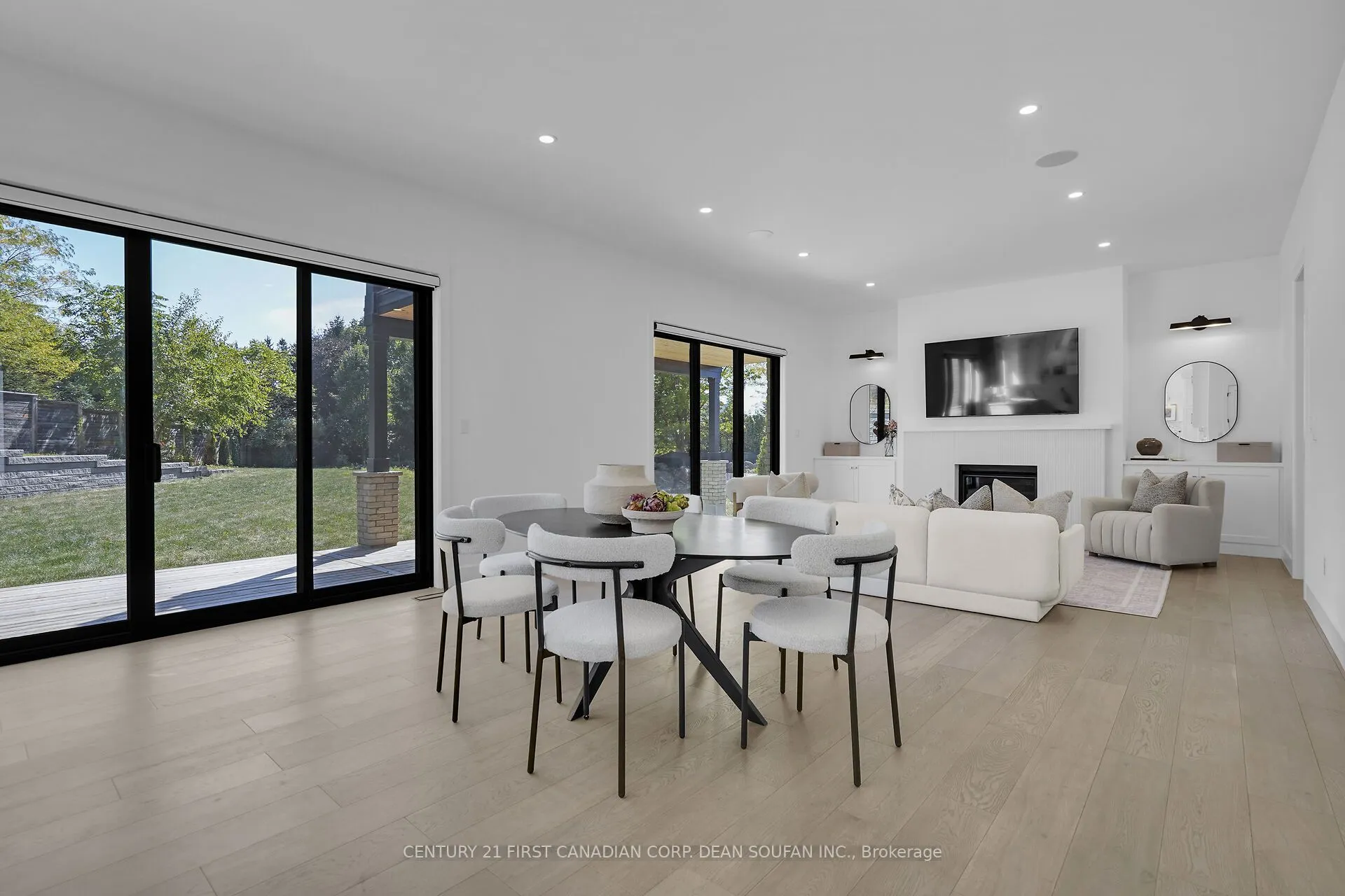 720 APRICOT Drive, #13