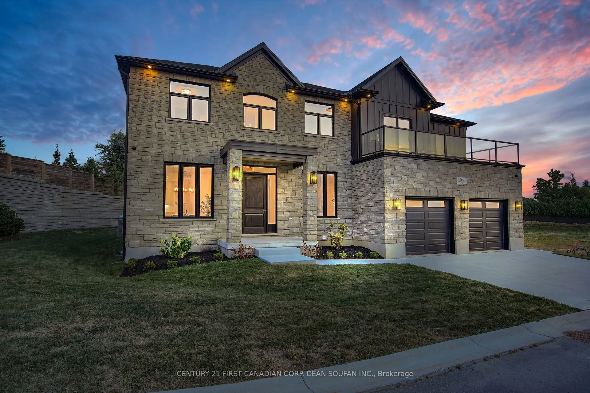 720 APRICOT Drive, #13
