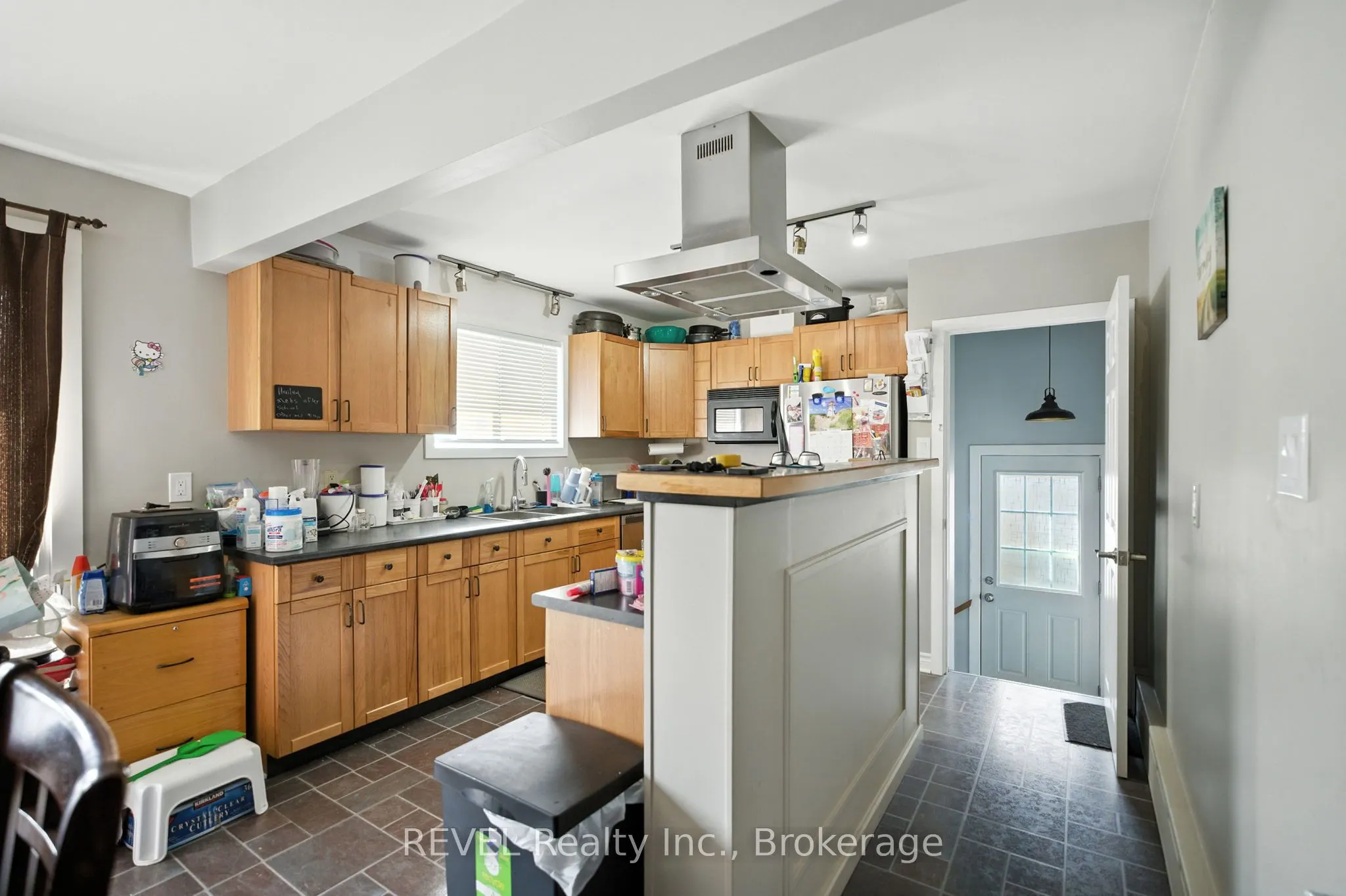 46 Collier Road S