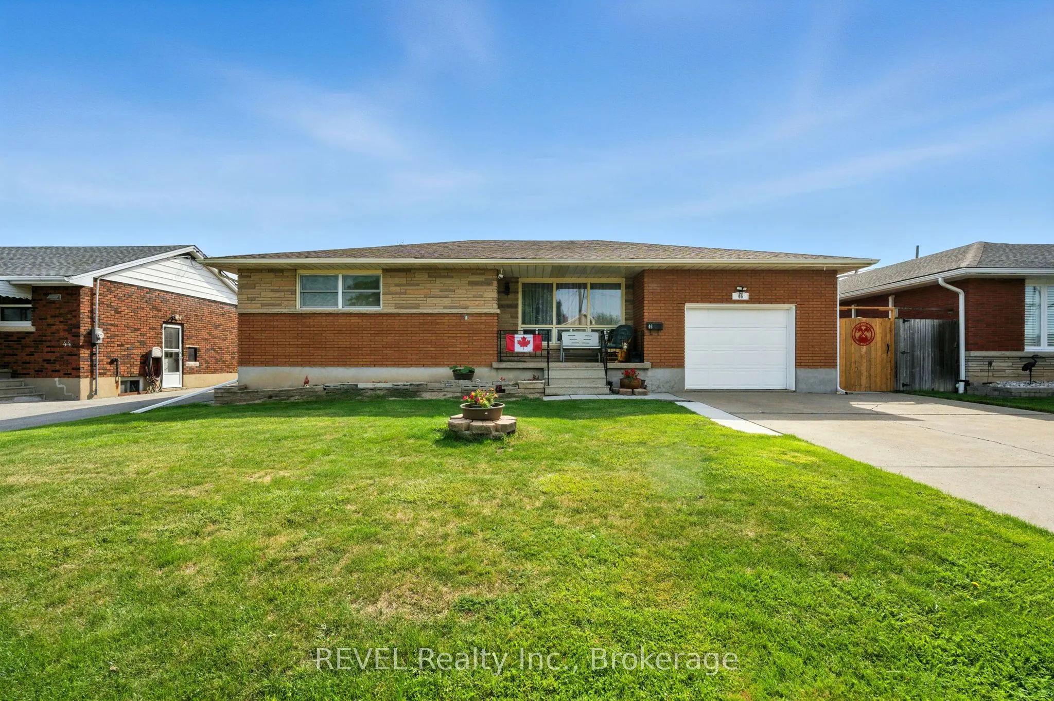 46 Collier Road S