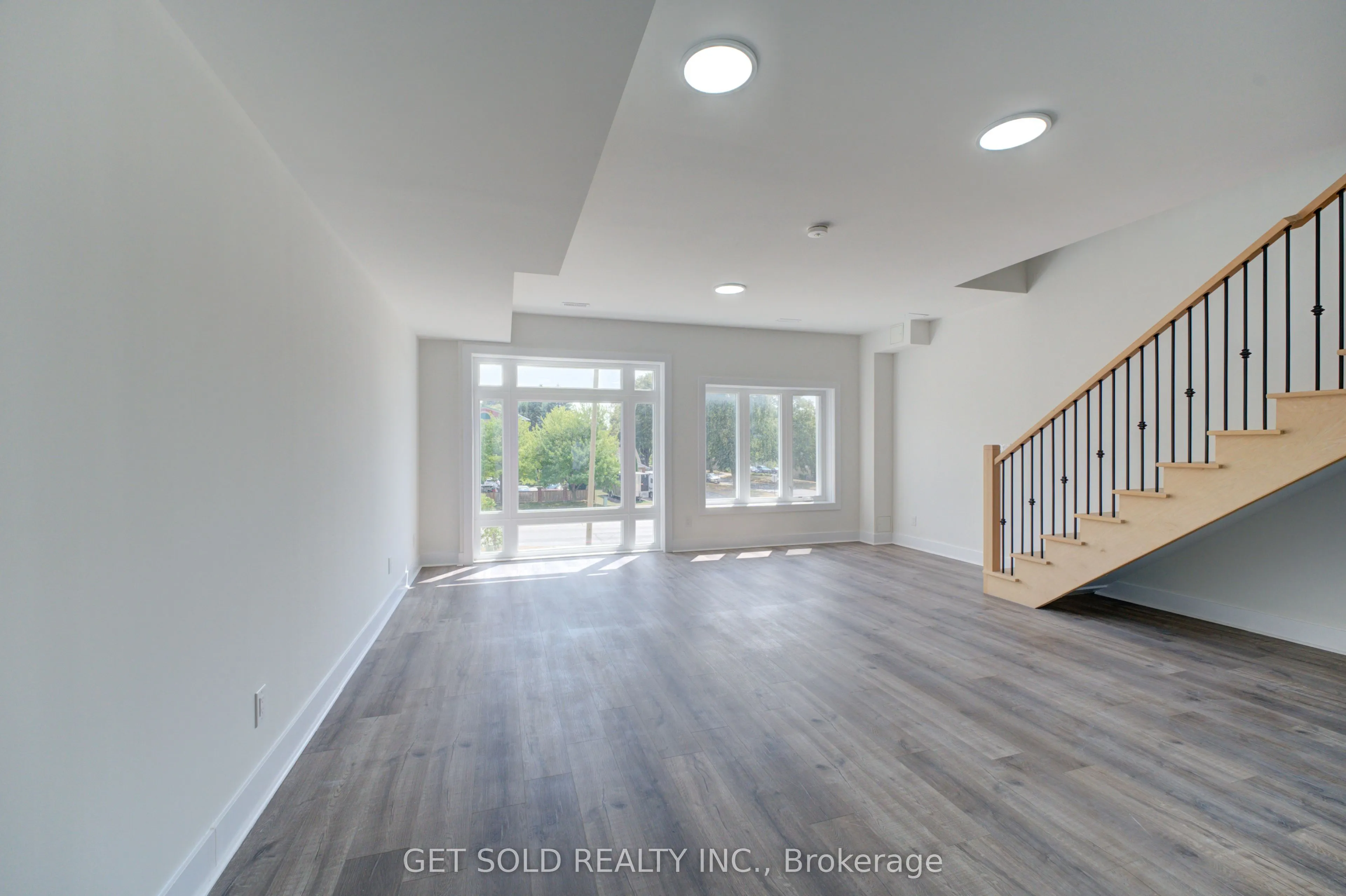 6701 Thorold Stone Road, #12