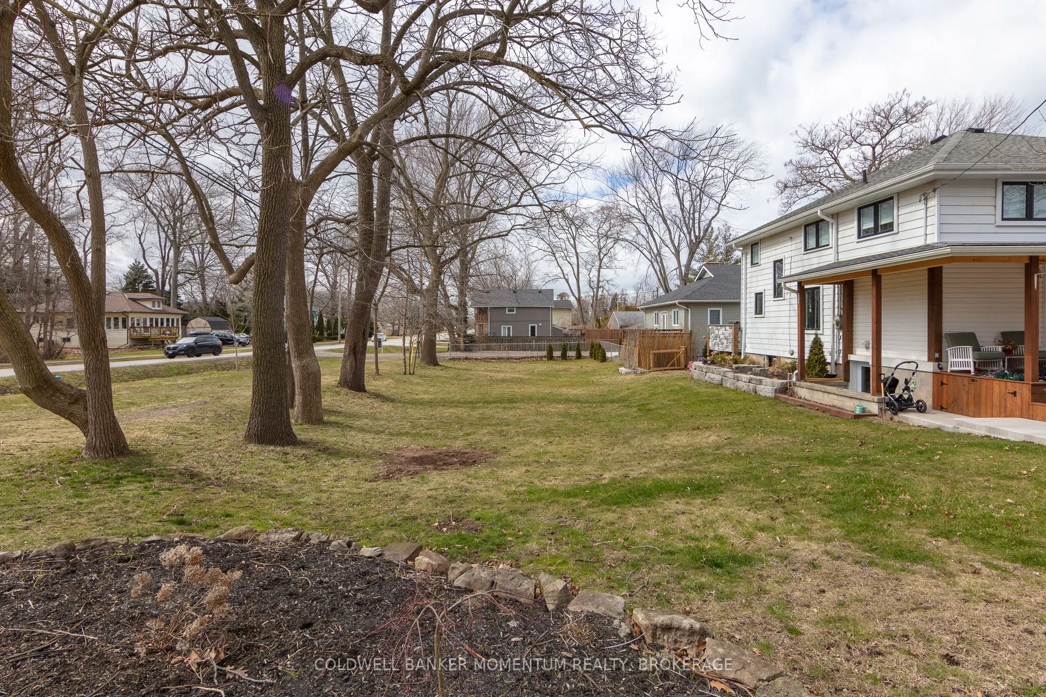 10A Betts Avenue