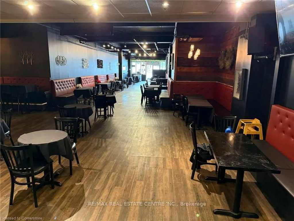 179 King Street W