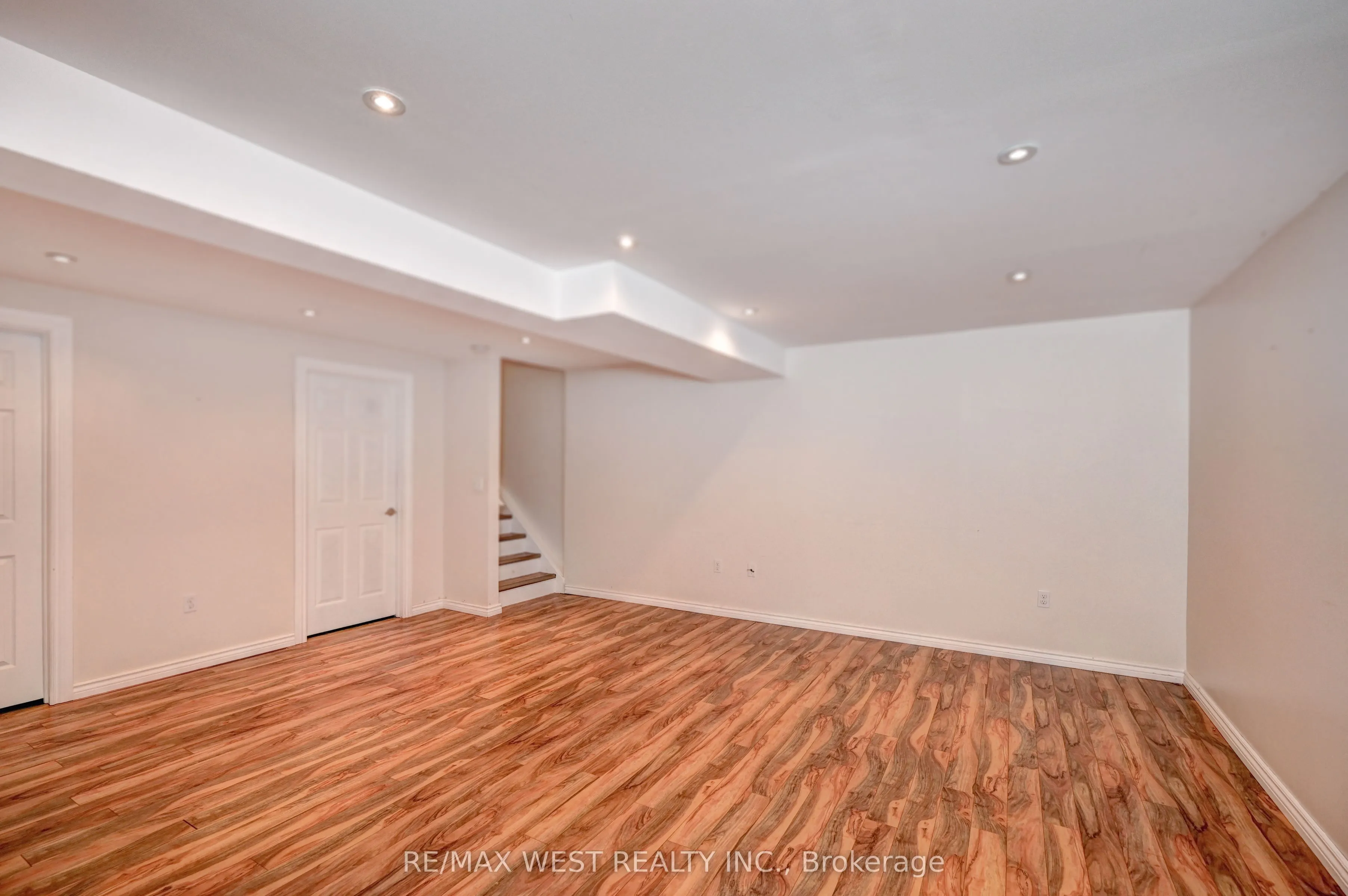 21 Machado Street