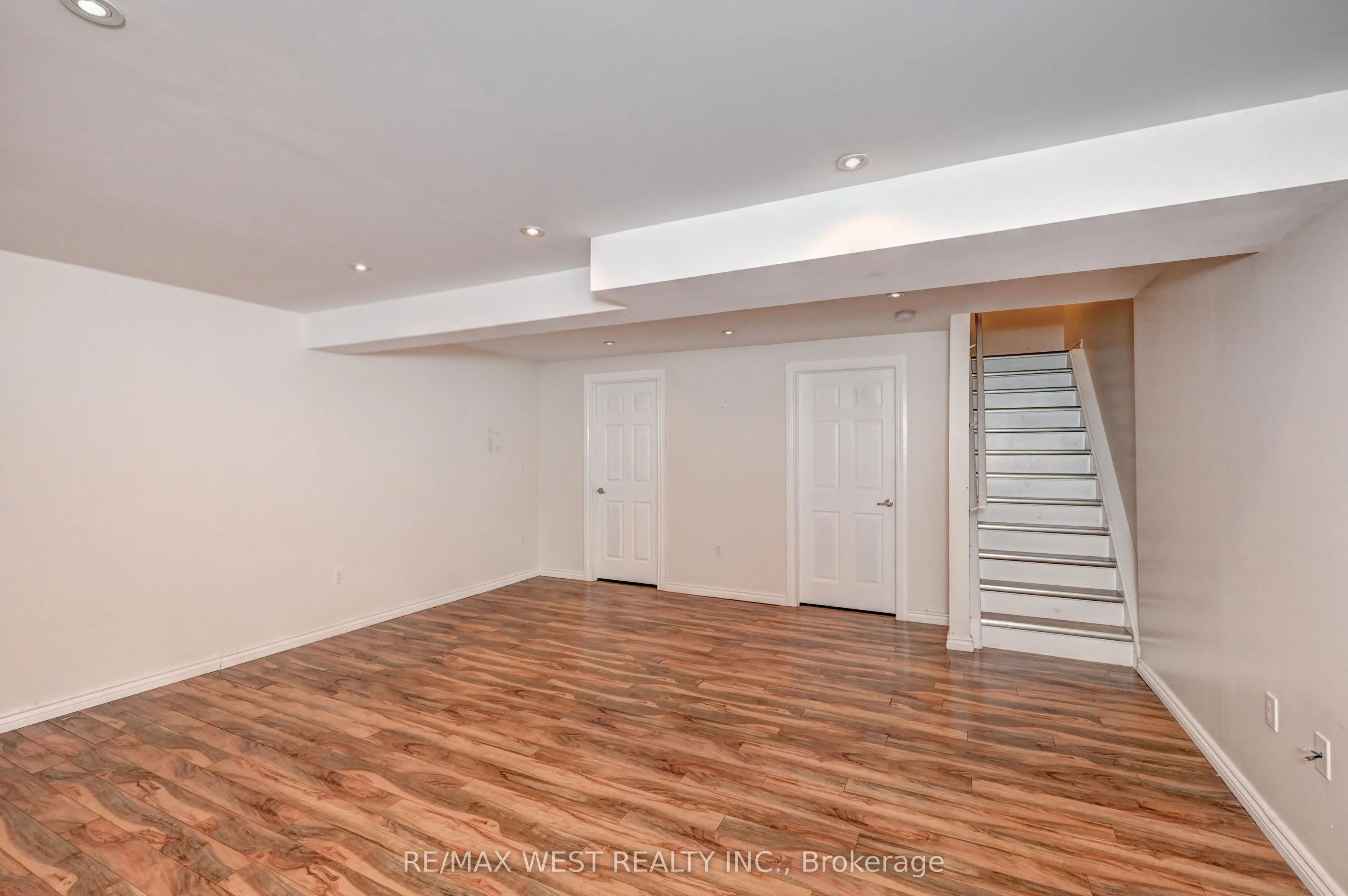 21 Machado Street