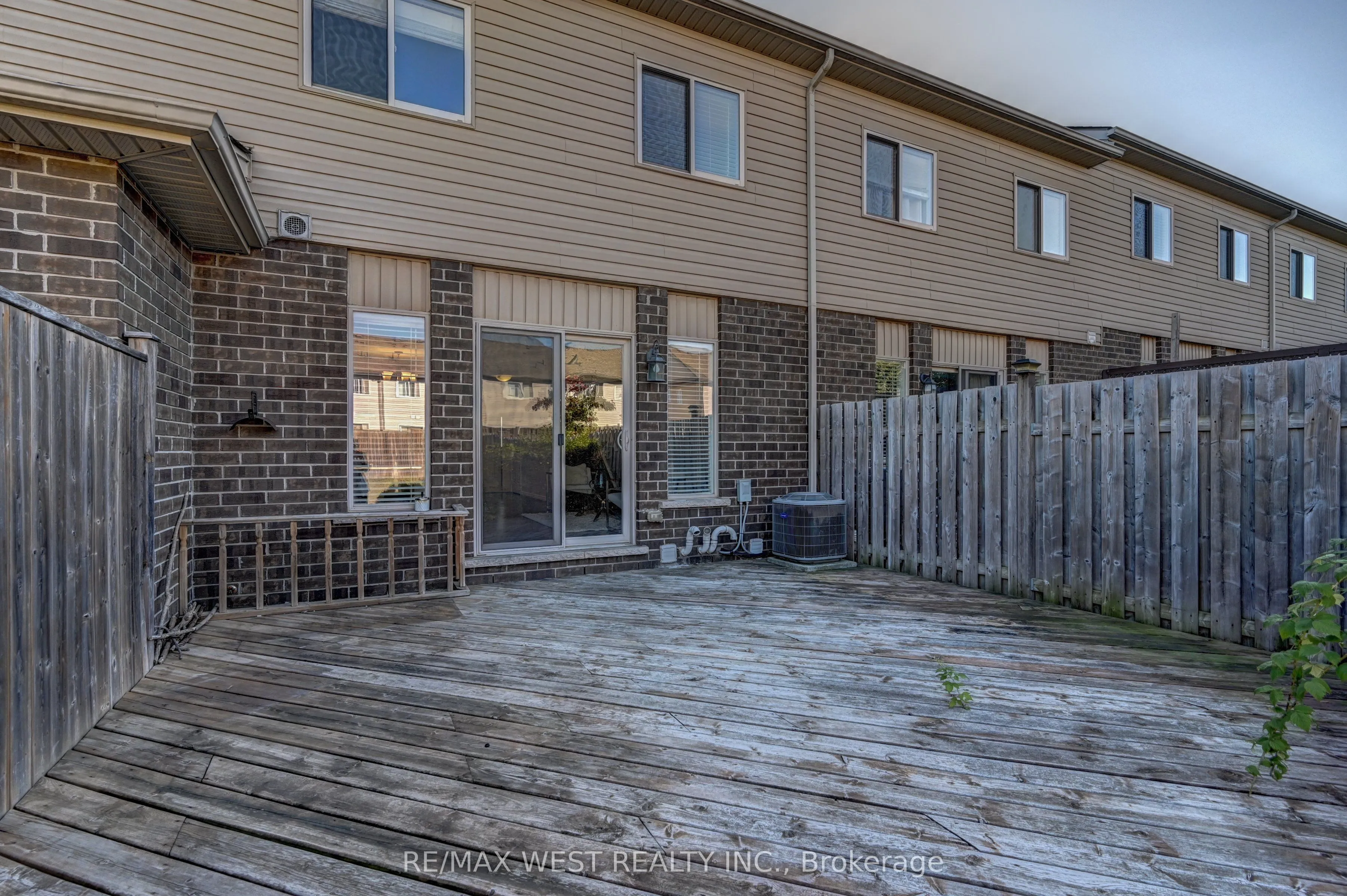 21 Machado Street