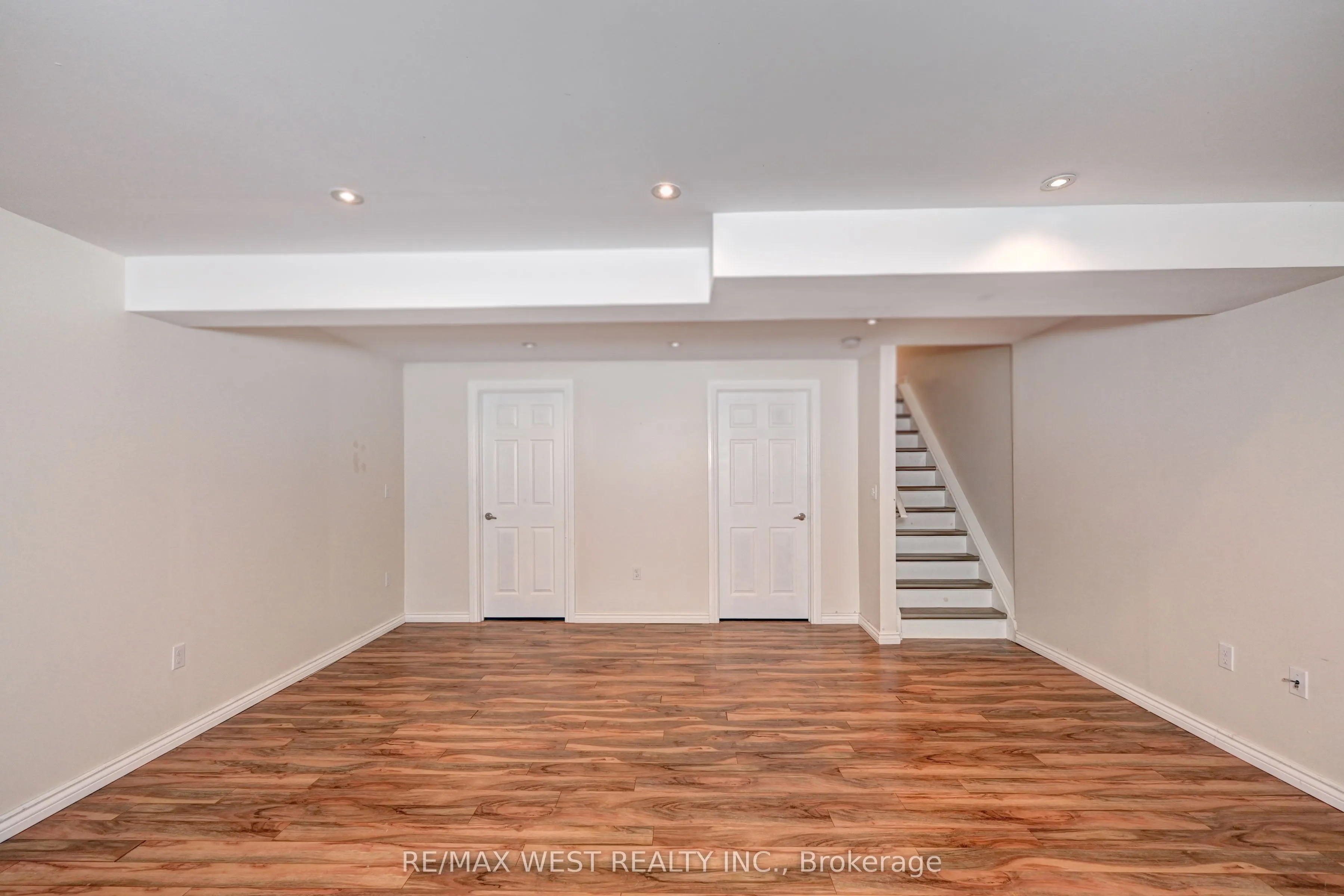 21 Machado Street