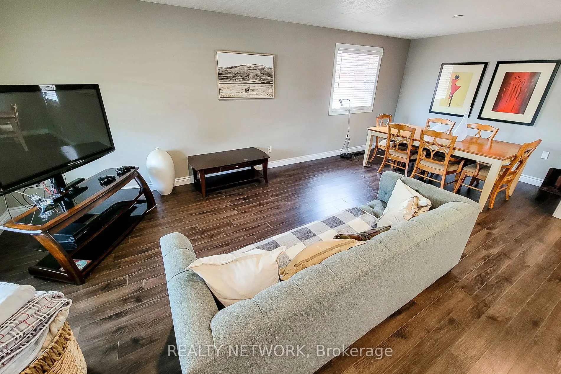 2 Silverton Drive