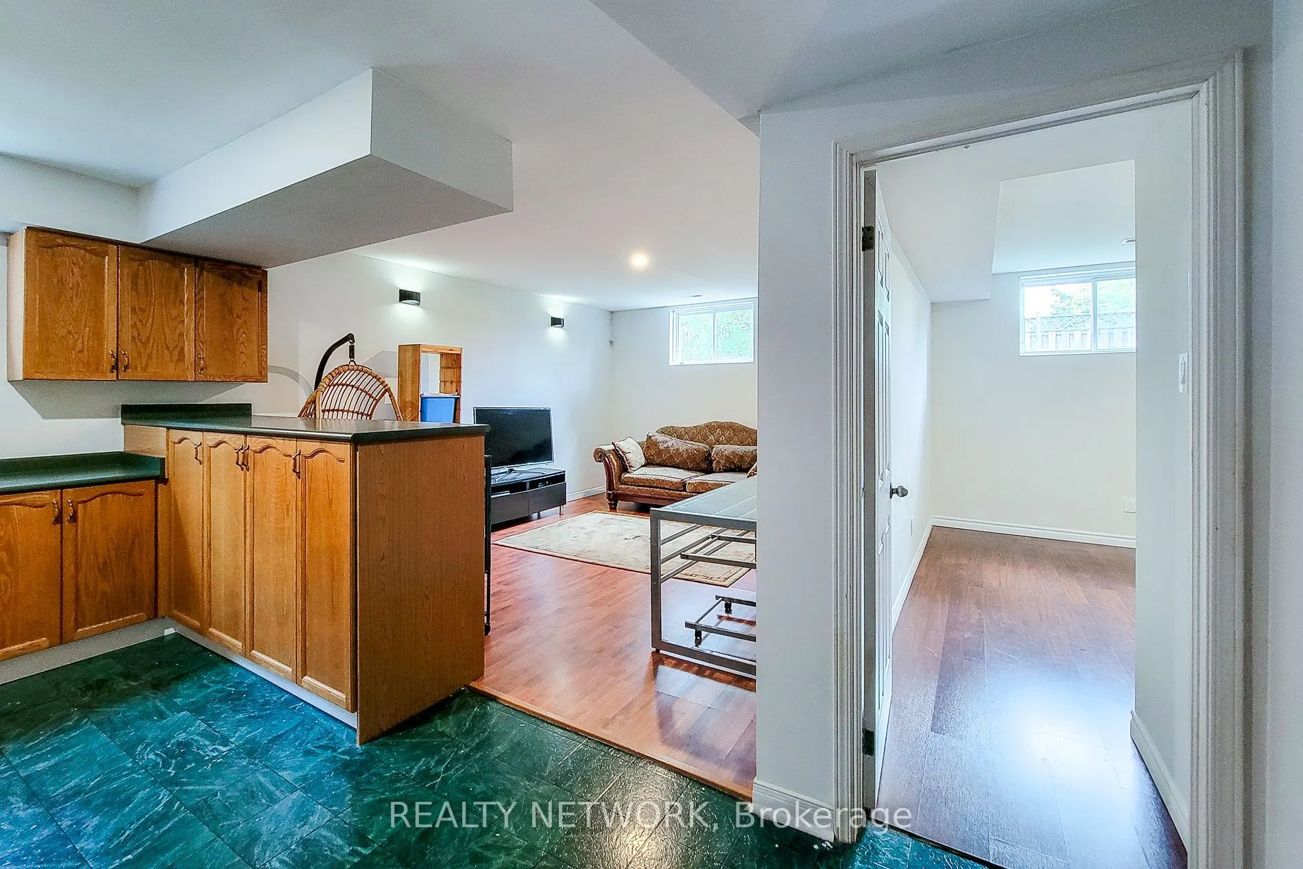 2 Silverton Drive