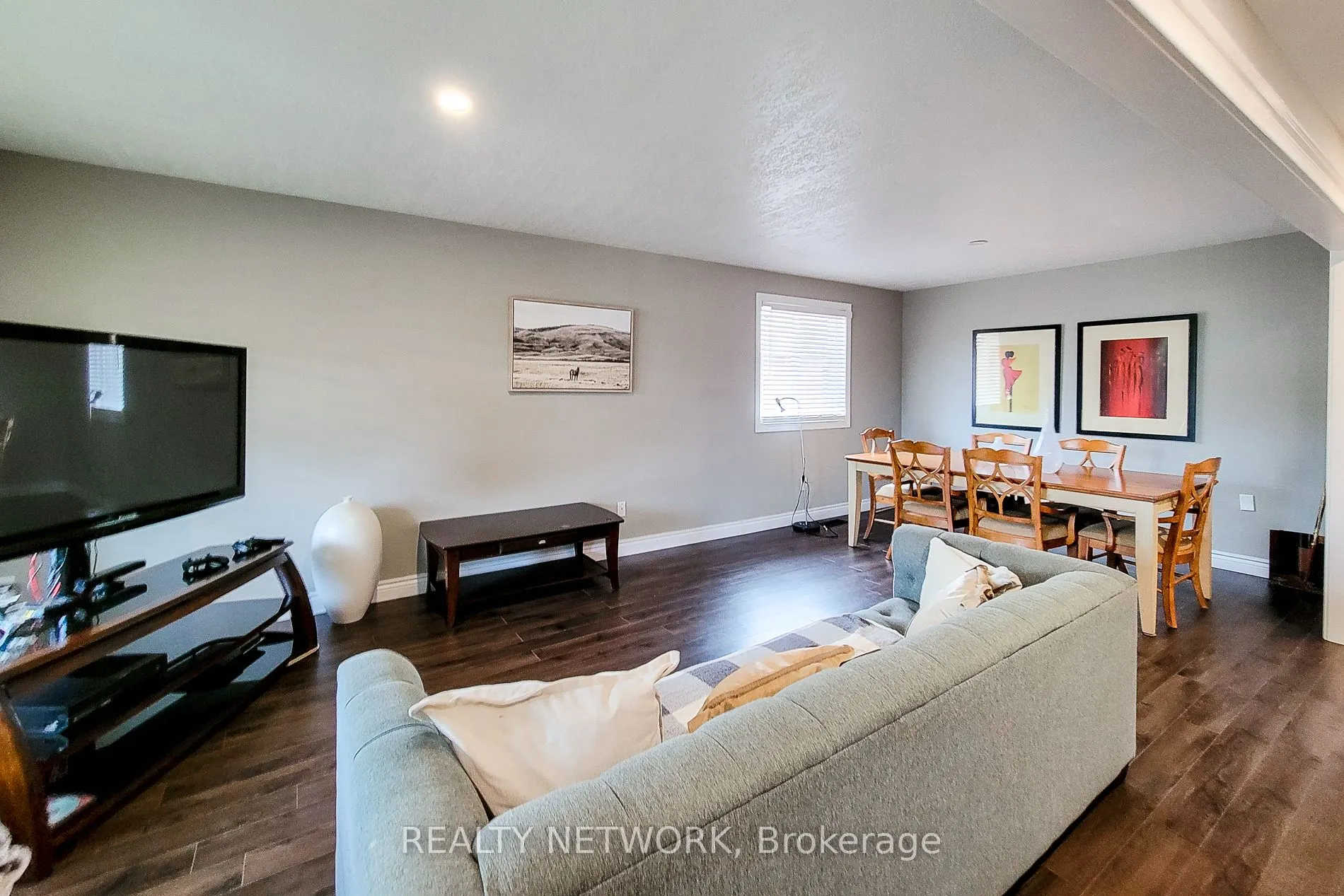 2 Silverton Drive