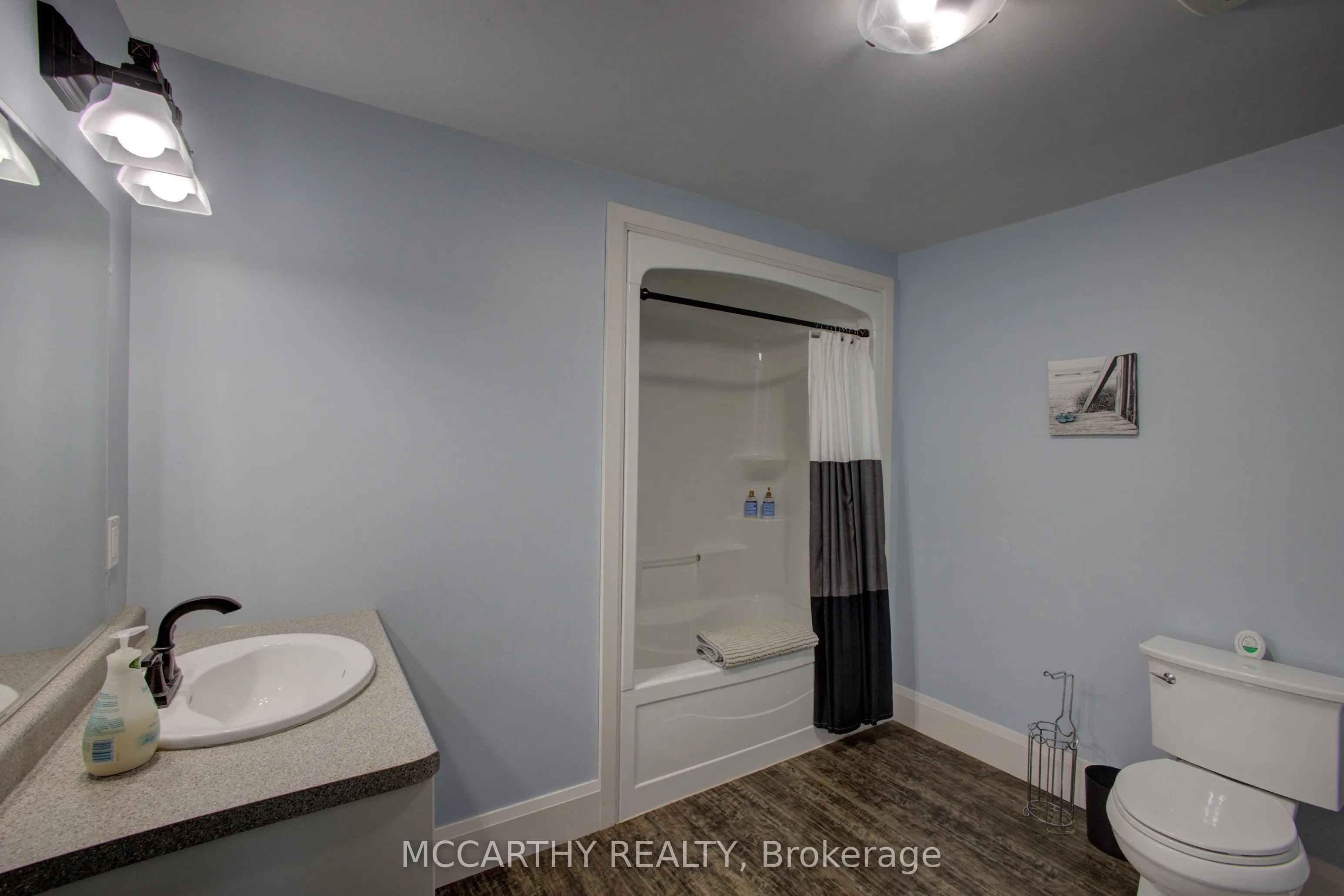 582335 County Road 17 Street