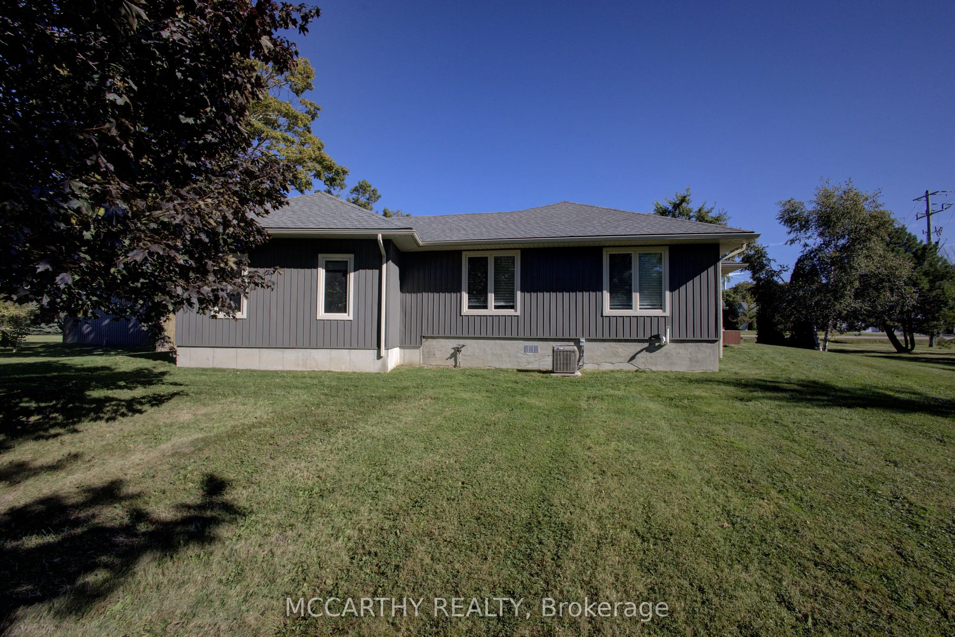 582335 County Road 17 Street