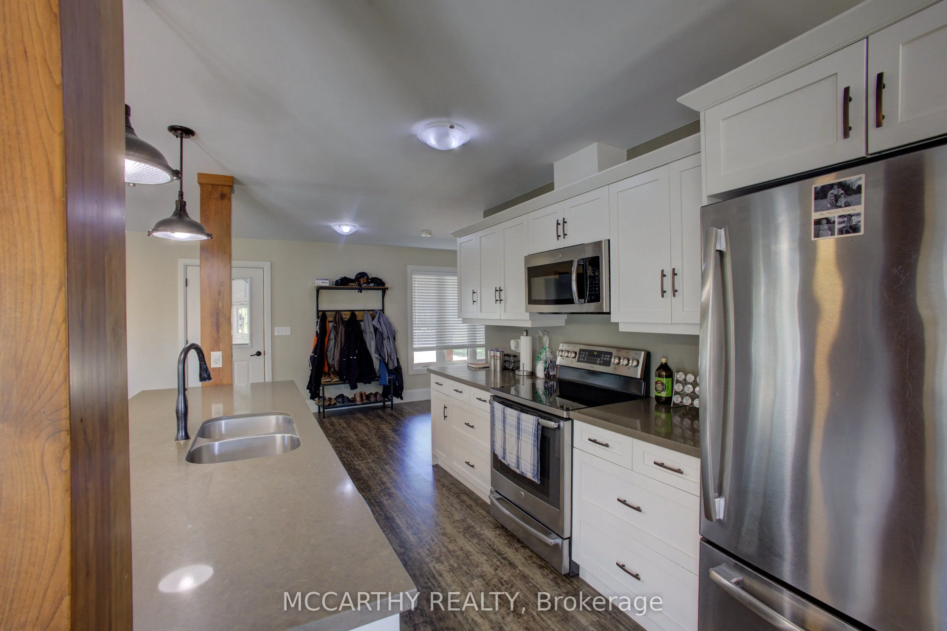 582335 County Road 17 Street