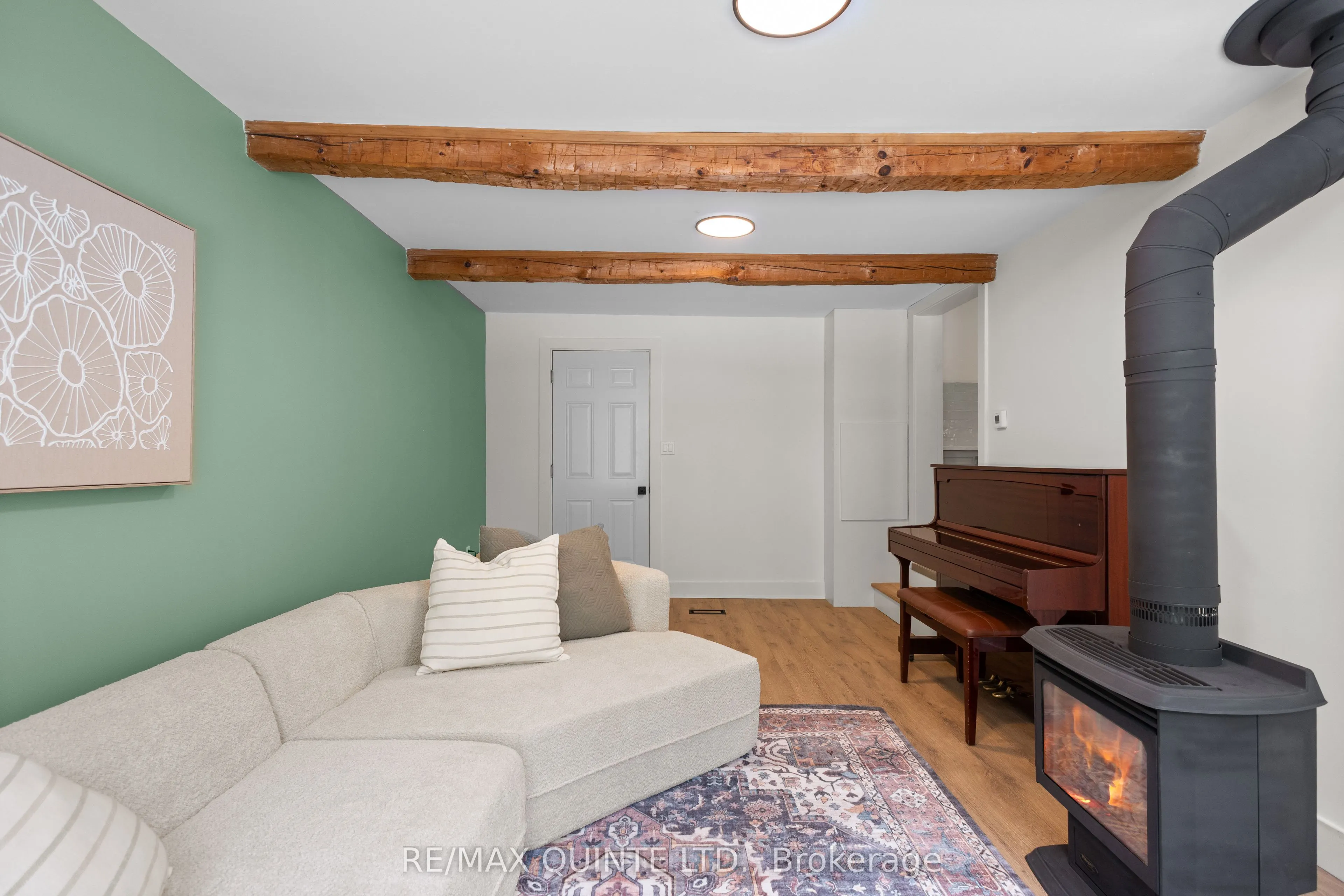 214 Victoria Avenue