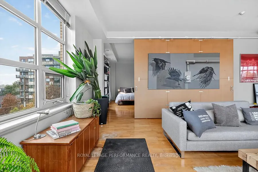 120 Holland Avenue, #4D