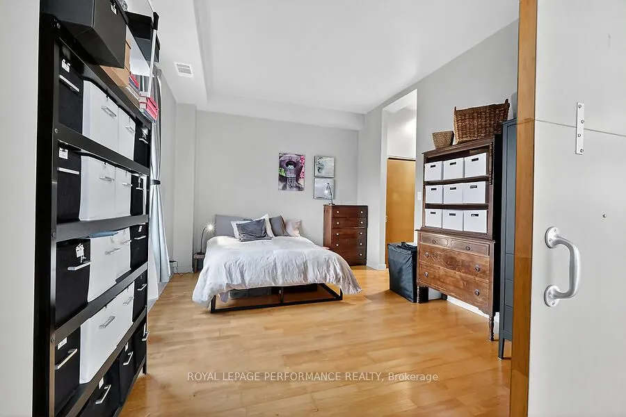 120 Holland Avenue, #4D