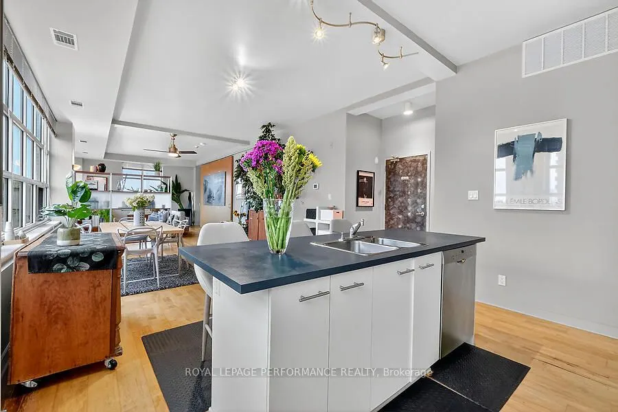 120 Holland Avenue, #4D