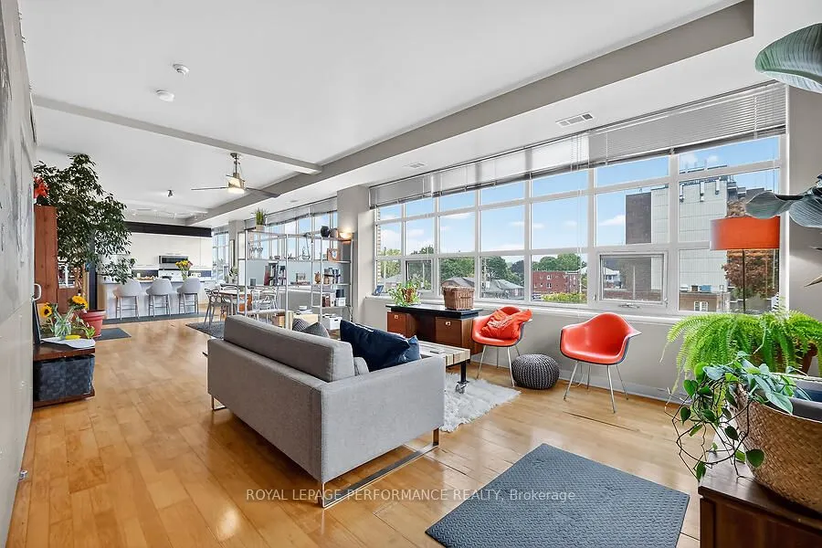 120 Holland Avenue, #4D