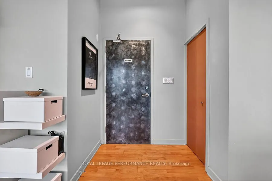120 Holland Avenue, #4D