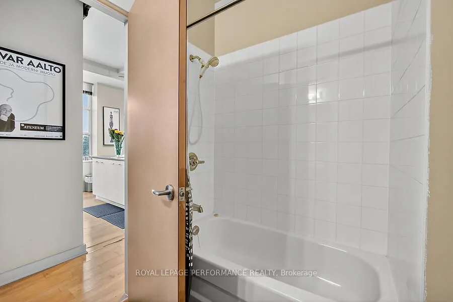 120 Holland Avenue, #4D