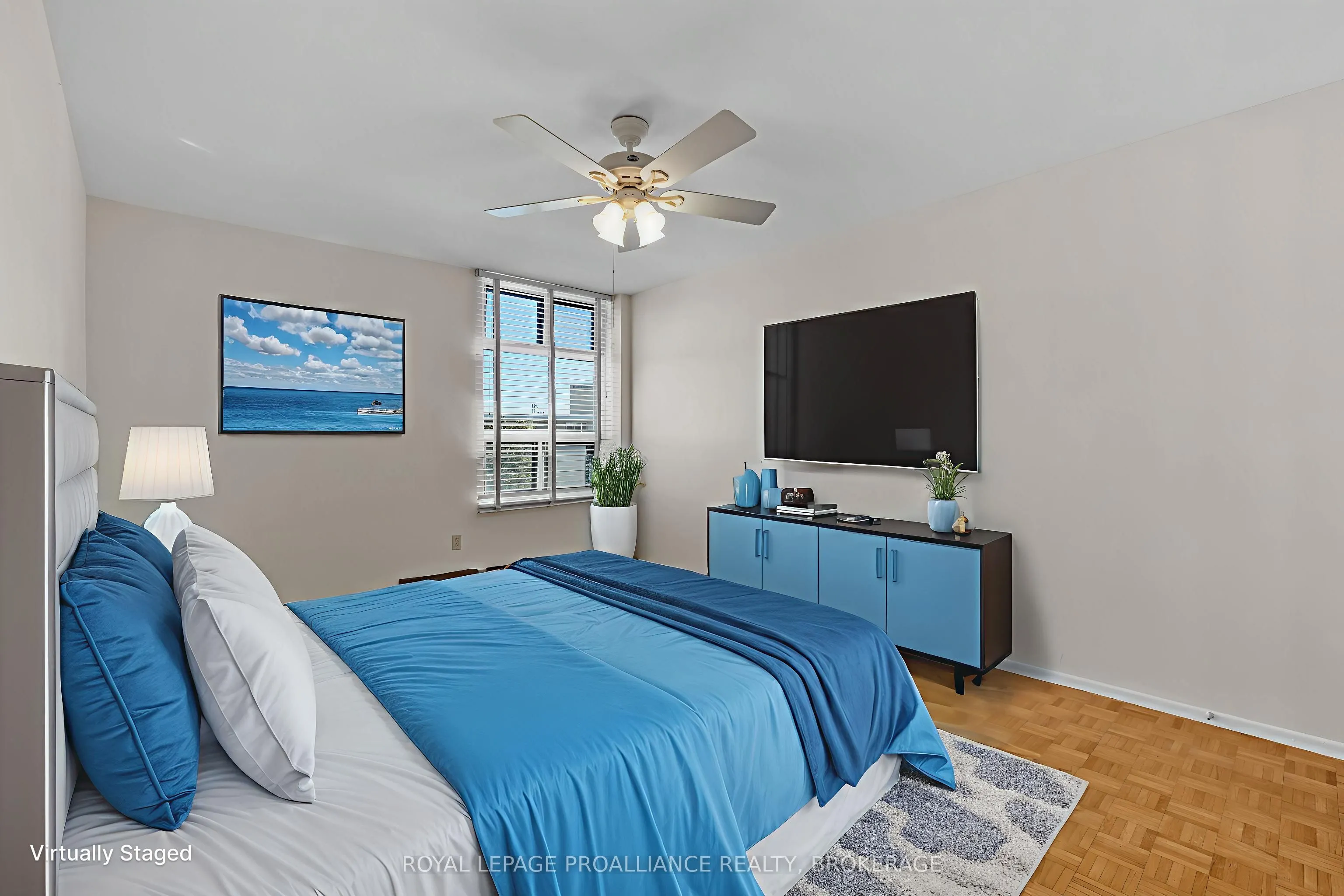 2 Mowat Avenue, #501