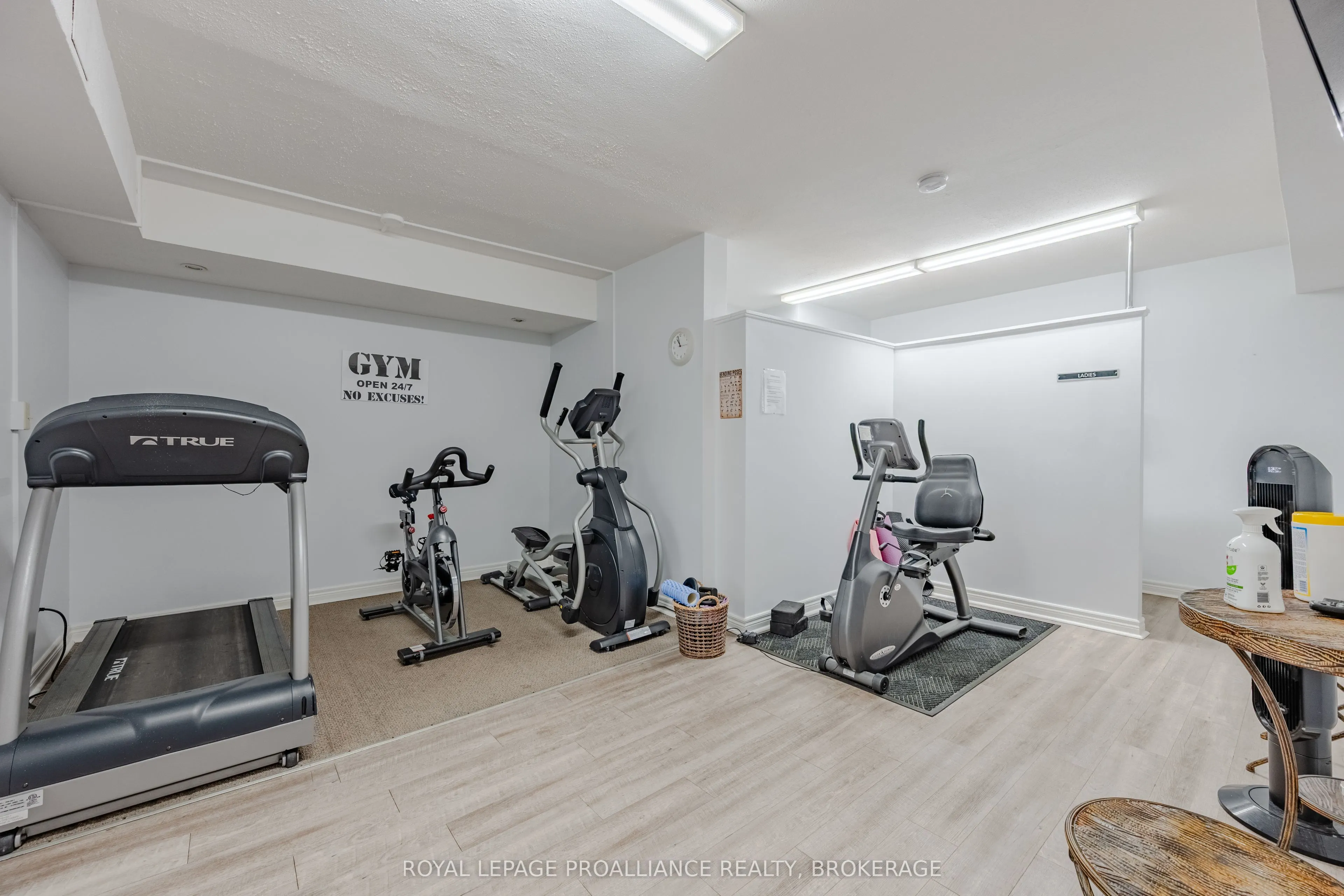 2 Mowat Avenue, #501