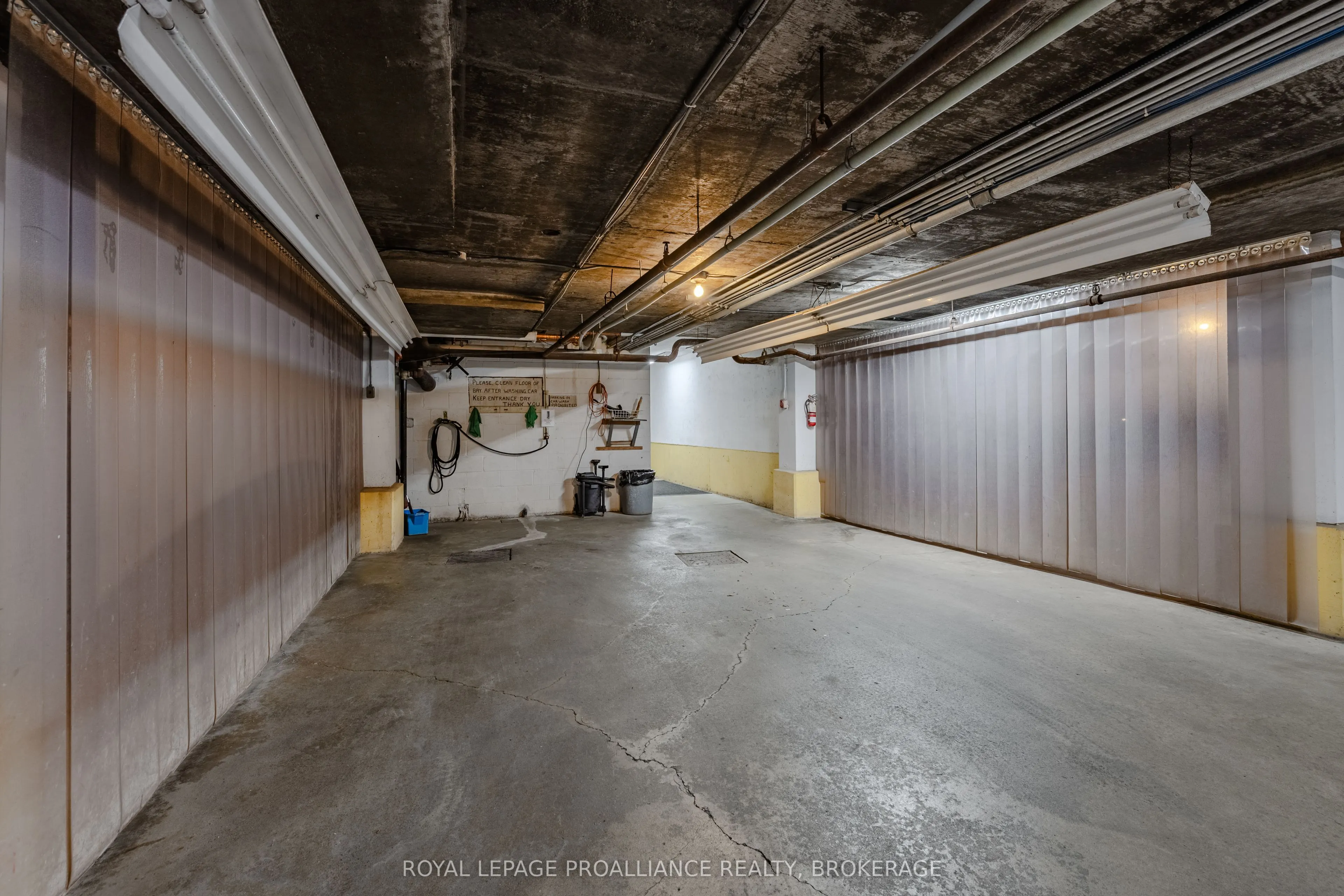 2 Mowat Avenue, #501