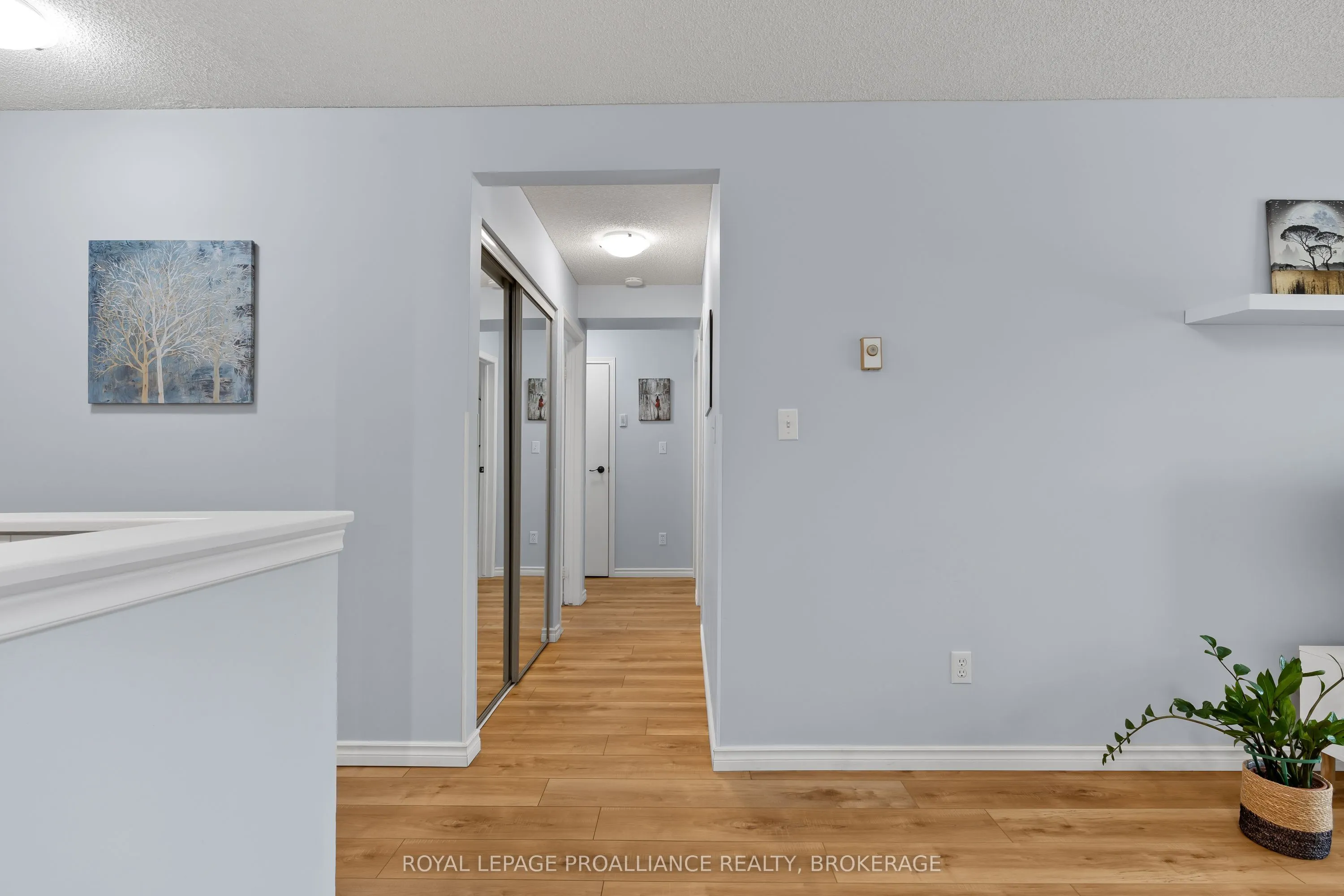 310 Kingsdale Avenue, #312