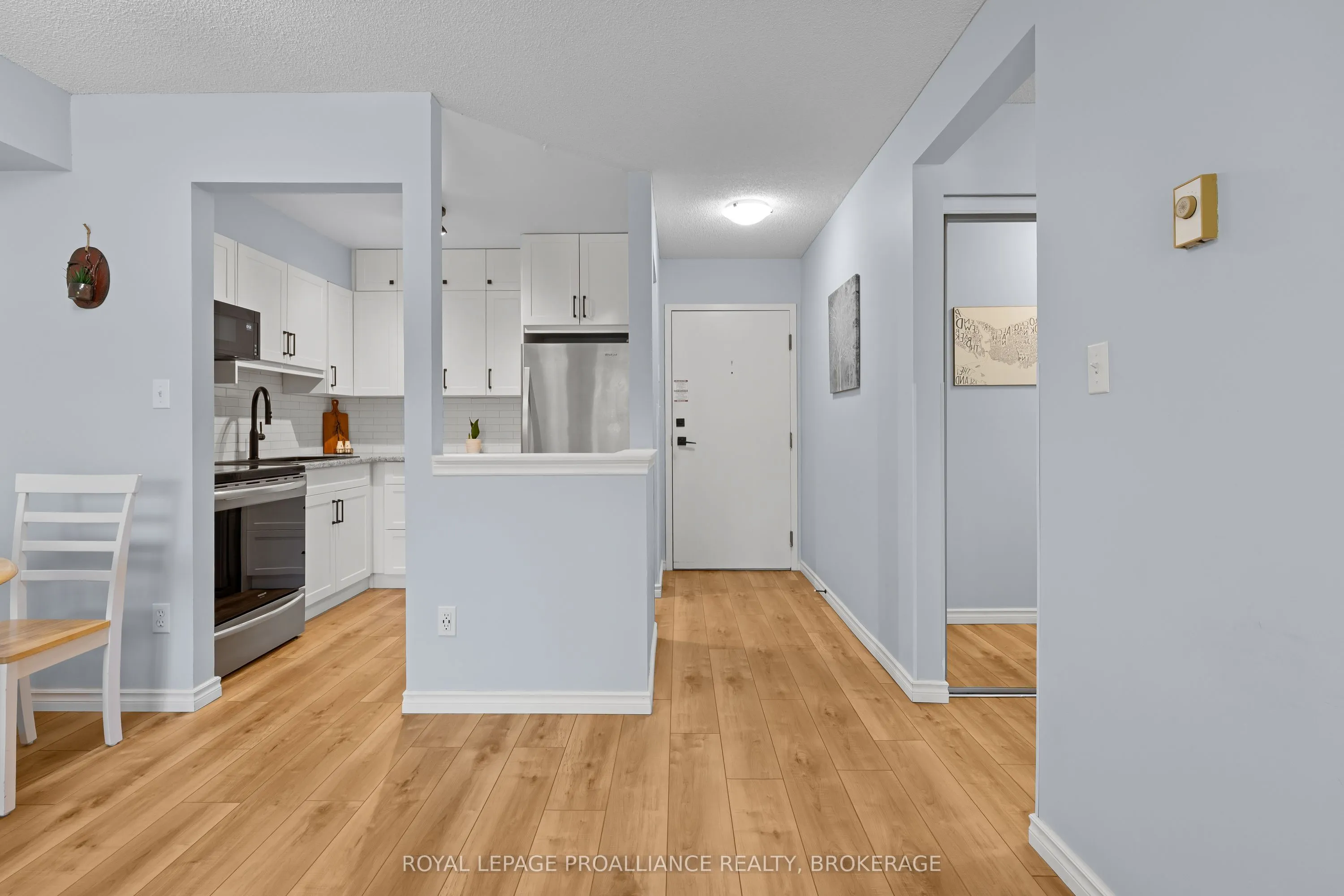 310 Kingsdale Avenue, #312