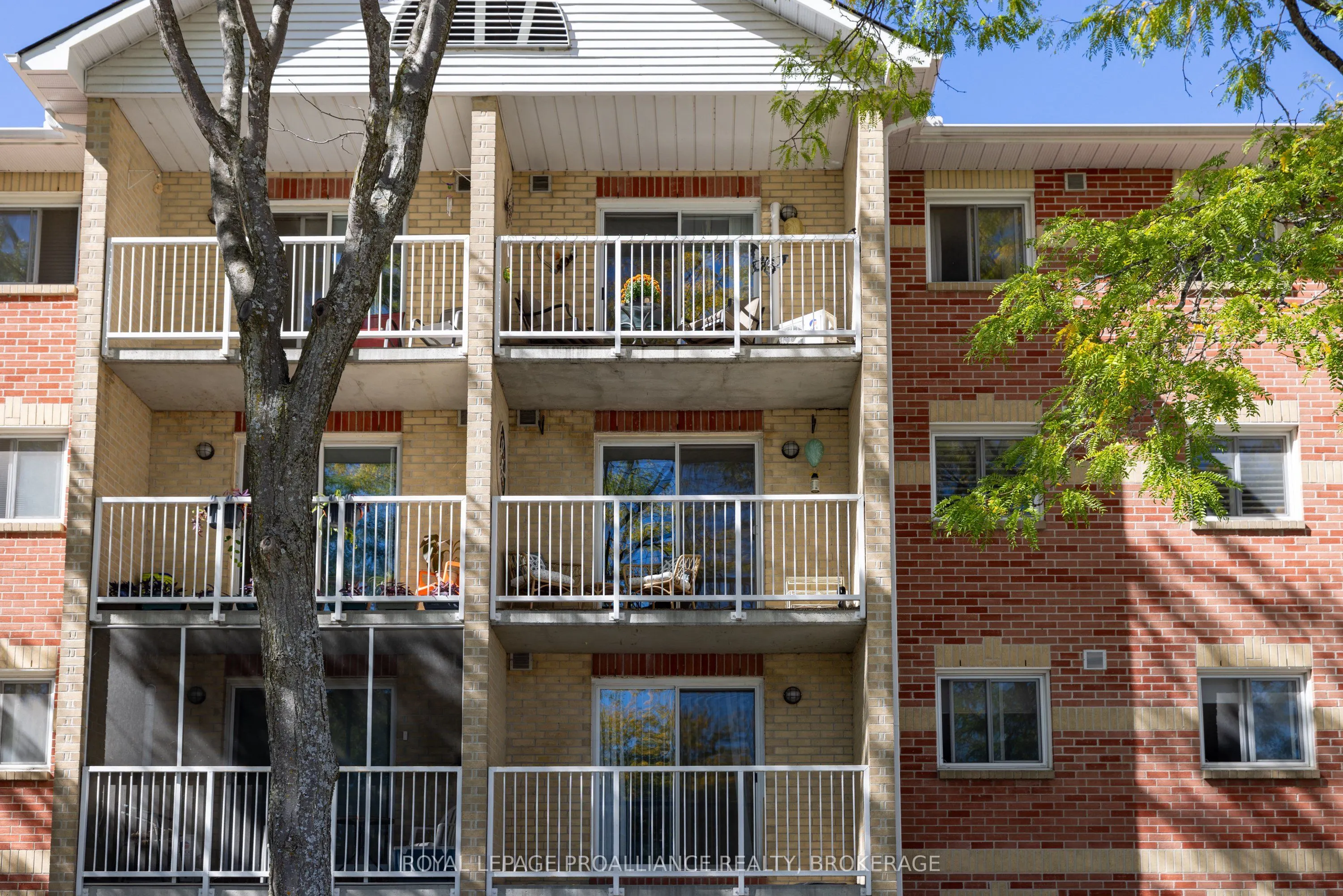 310 Kingsdale Avenue, #312
