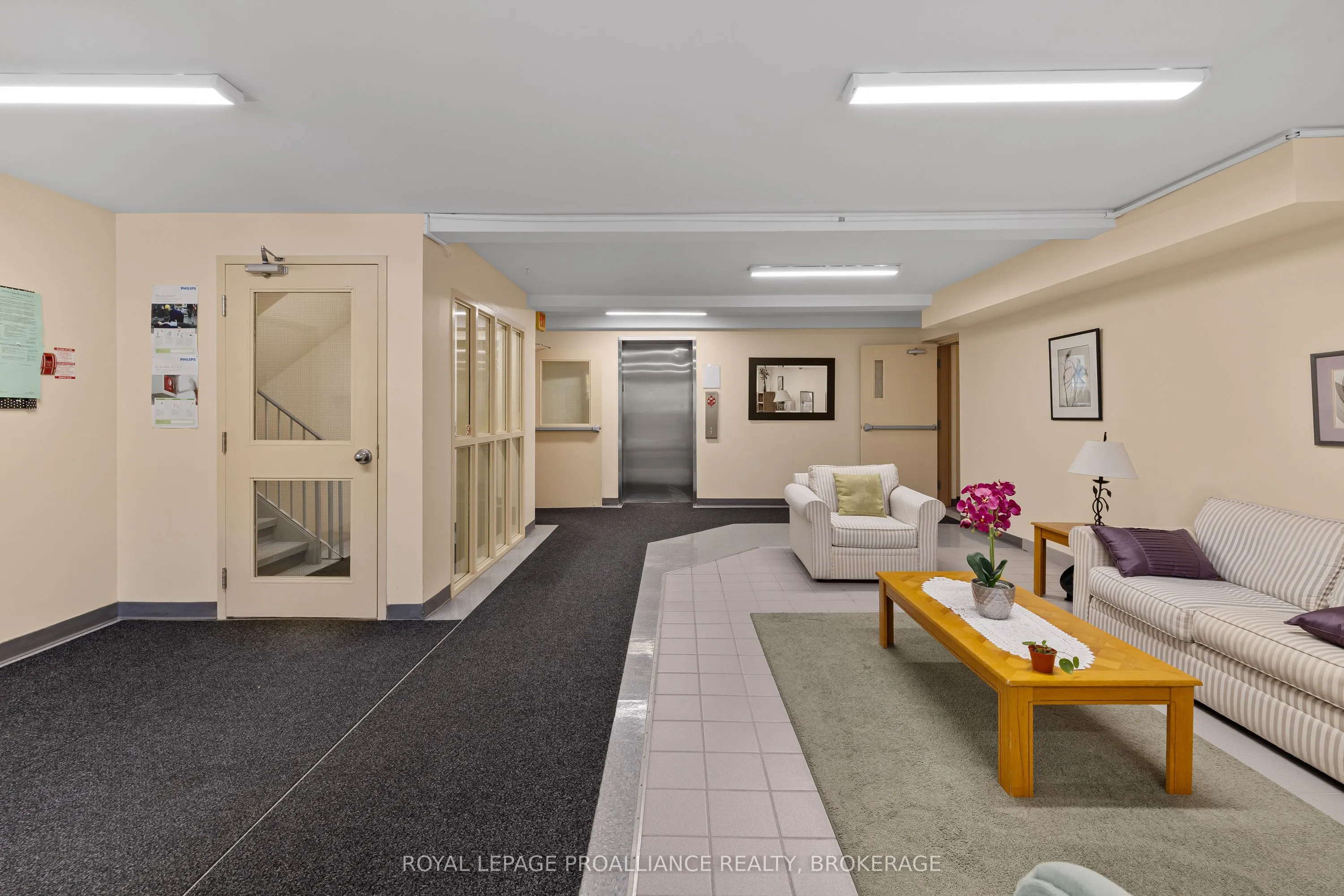 310 Kingsdale Avenue, #312