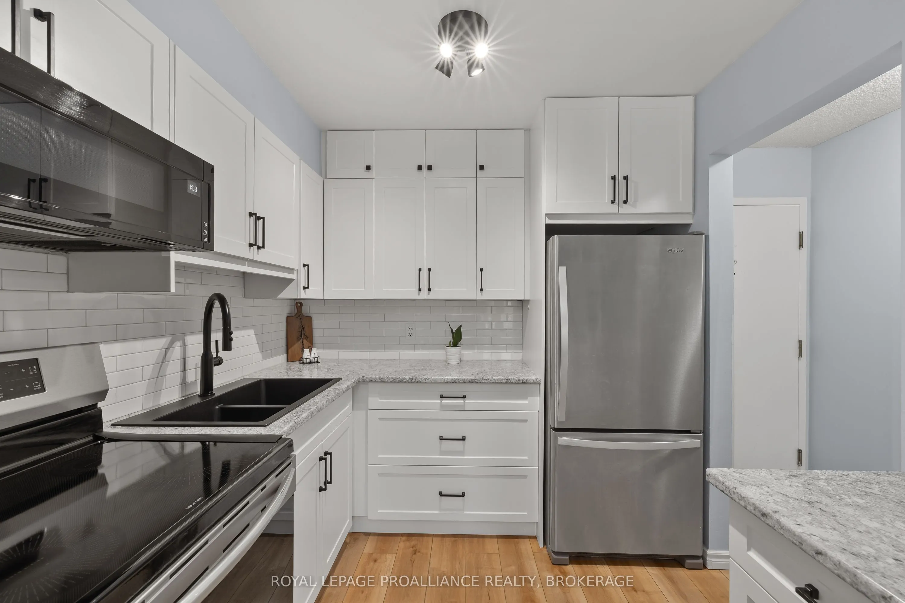 310 Kingsdale Avenue, #312