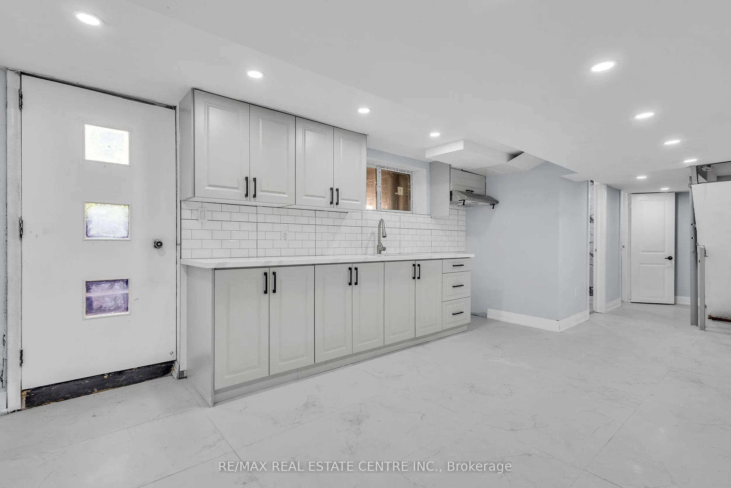84 Avalon Place