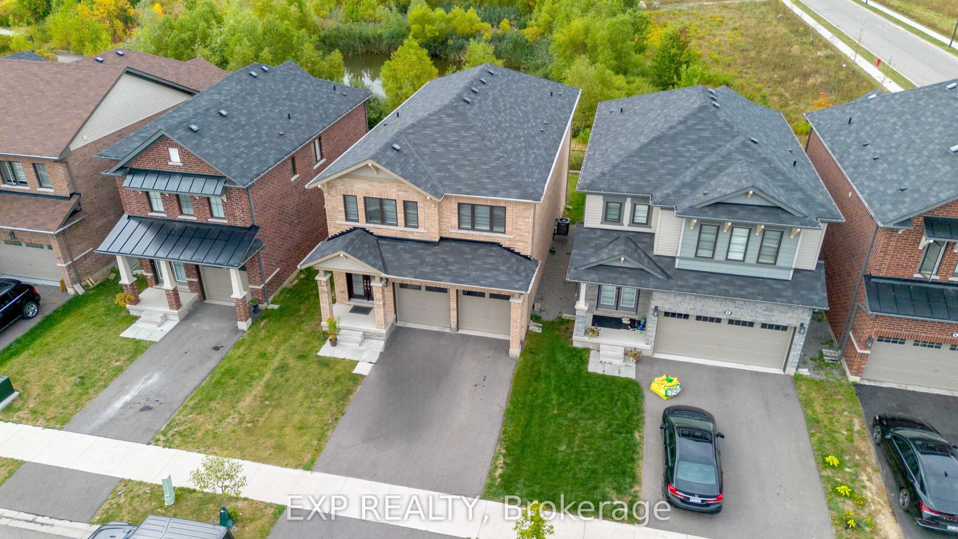 12 Midhurst Heights