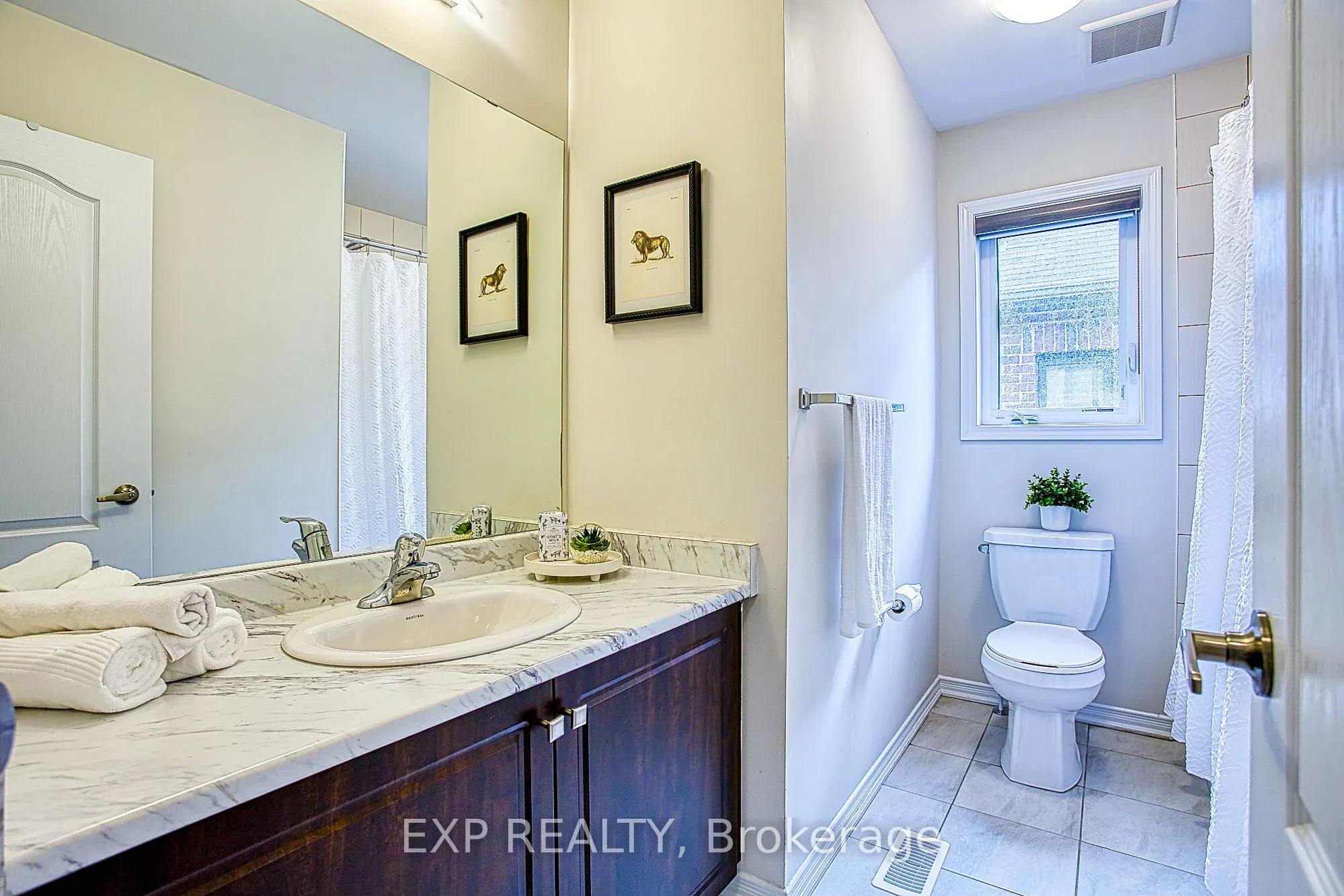 12 Midhurst Heights