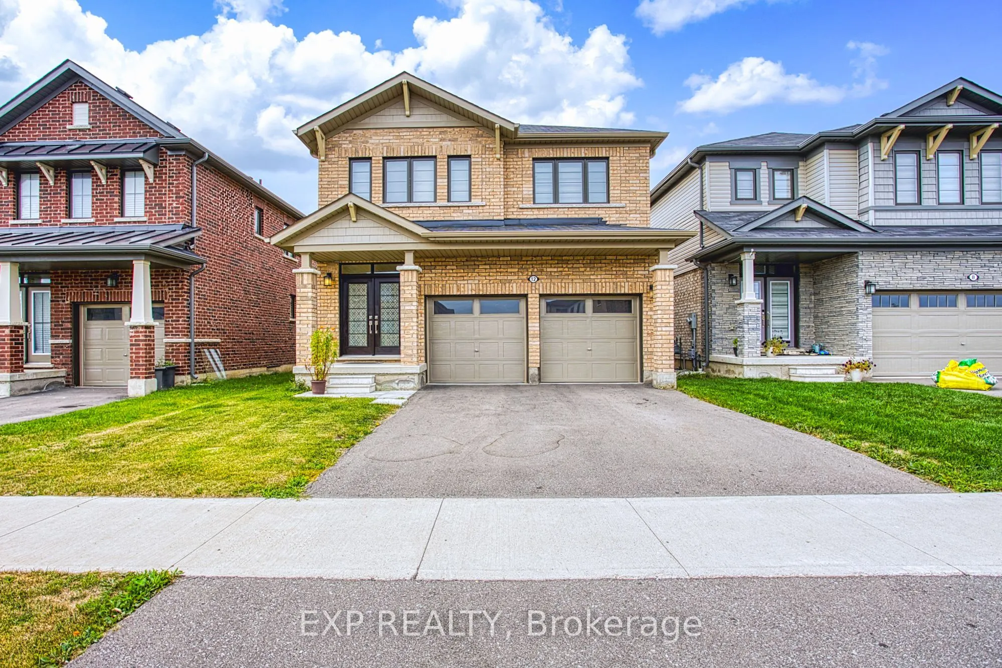 12 Midhurst Heights