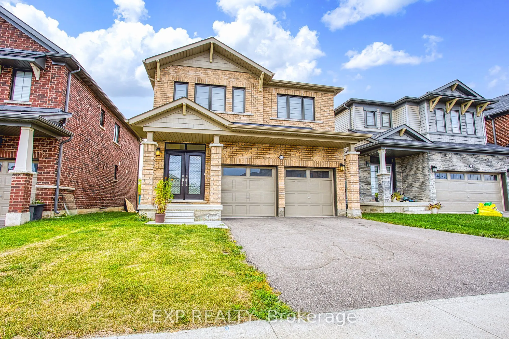 12 Midhurst Heights