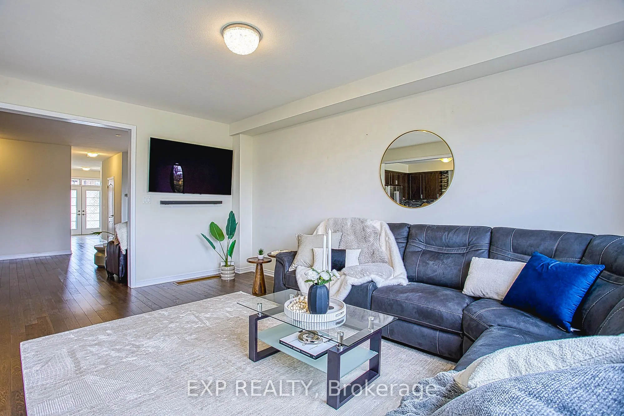 12 Midhurst Heights