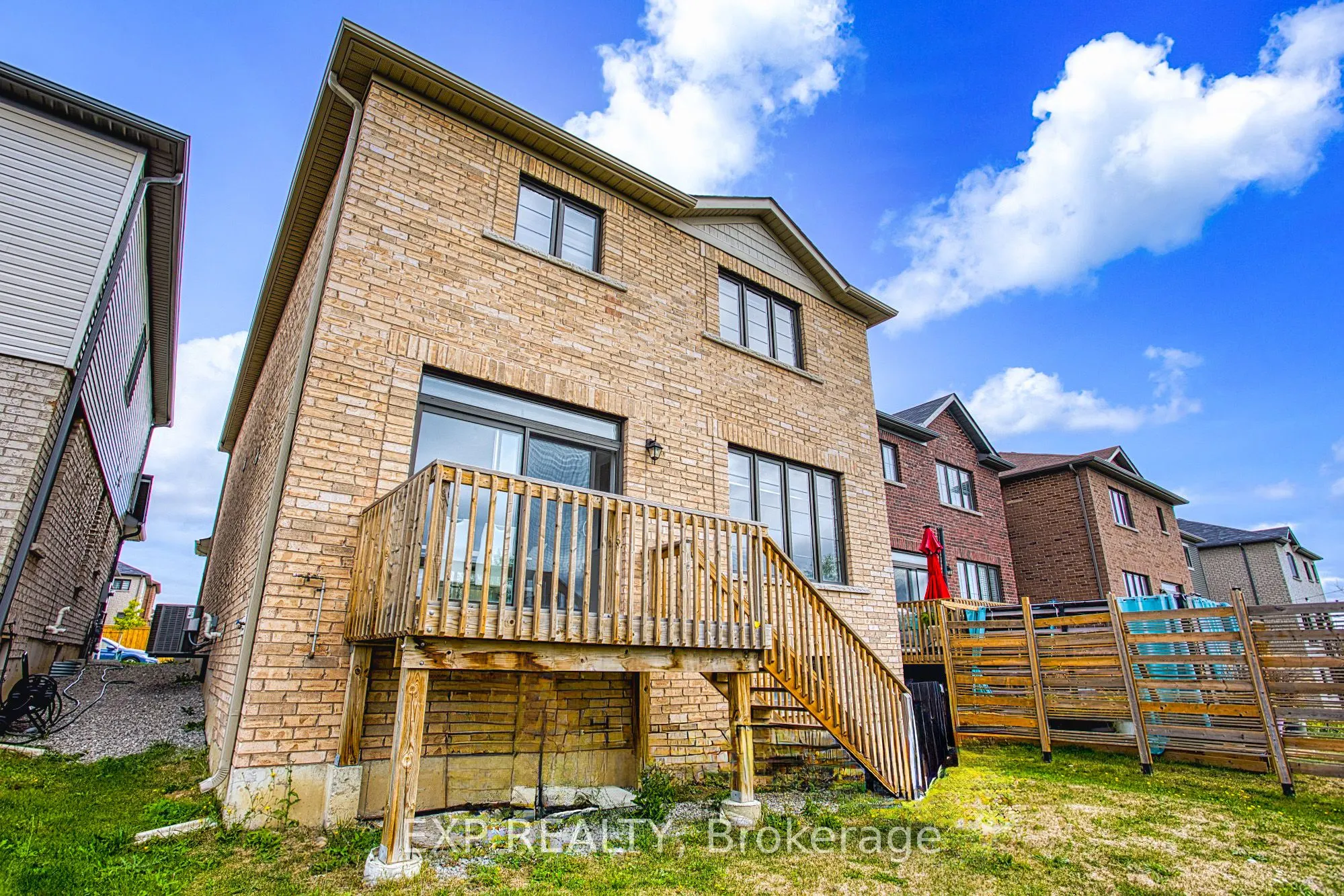 12 Midhurst Heights