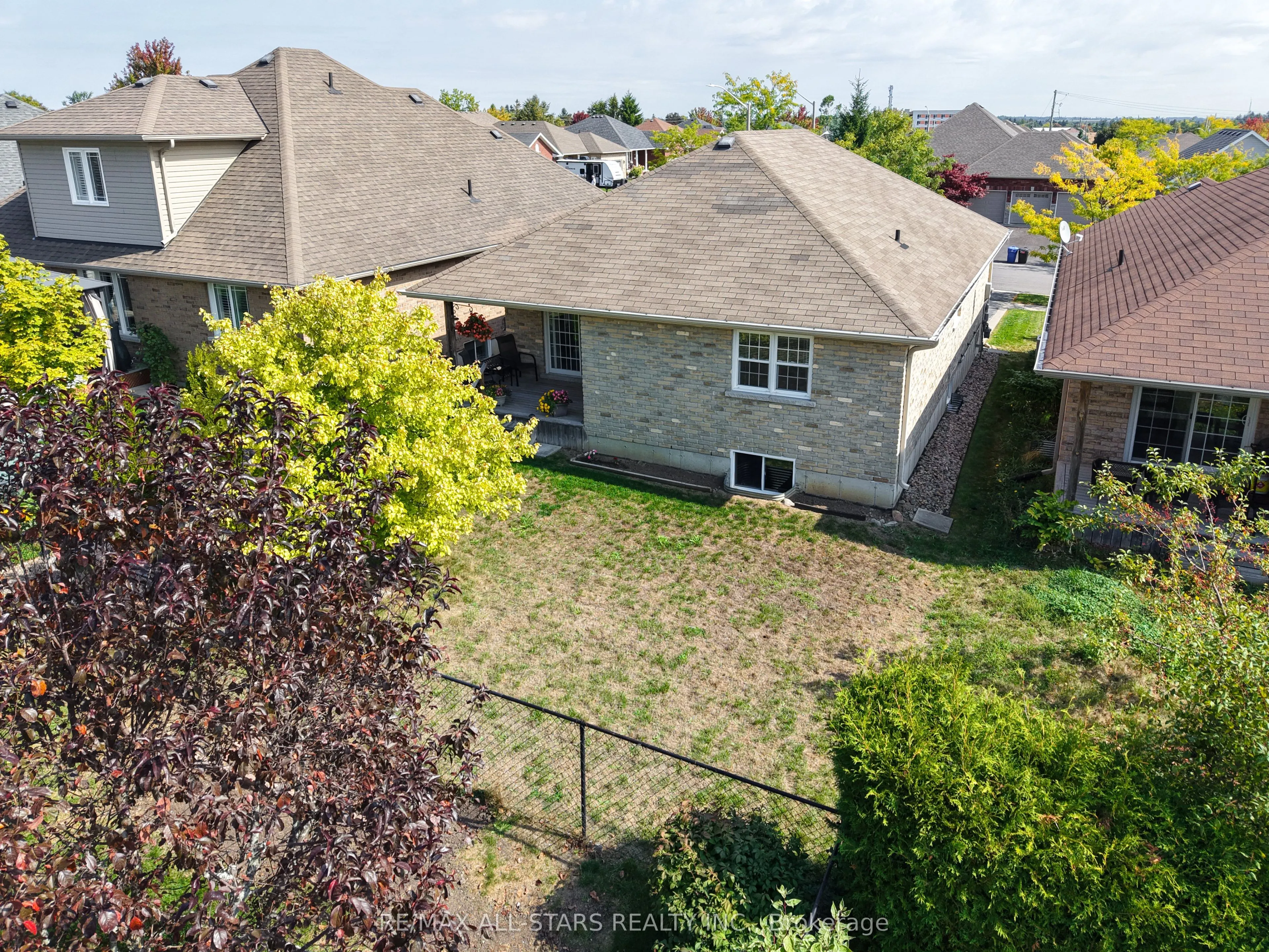 44 Gee Crescent
