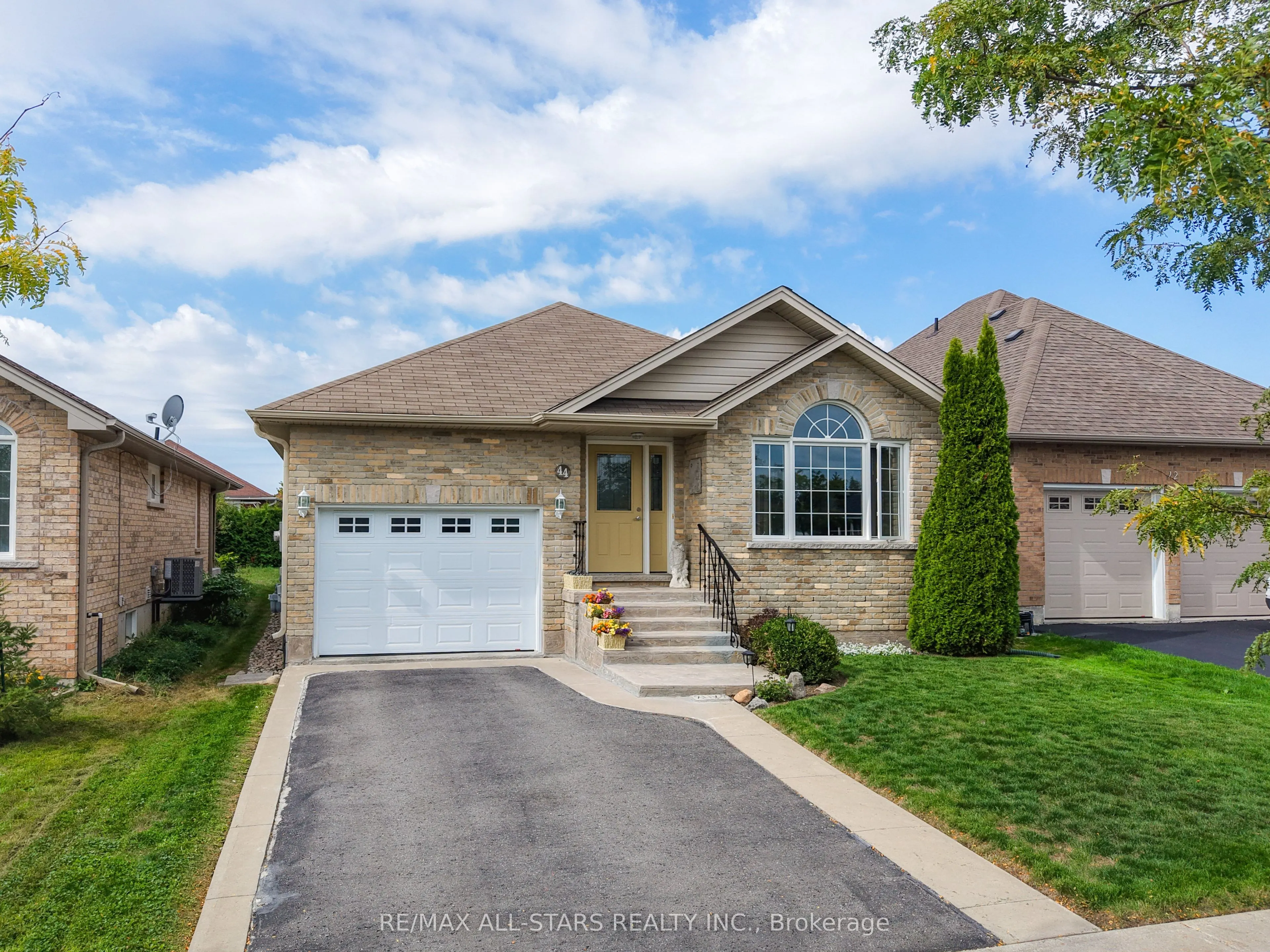 44 Gee Crescent