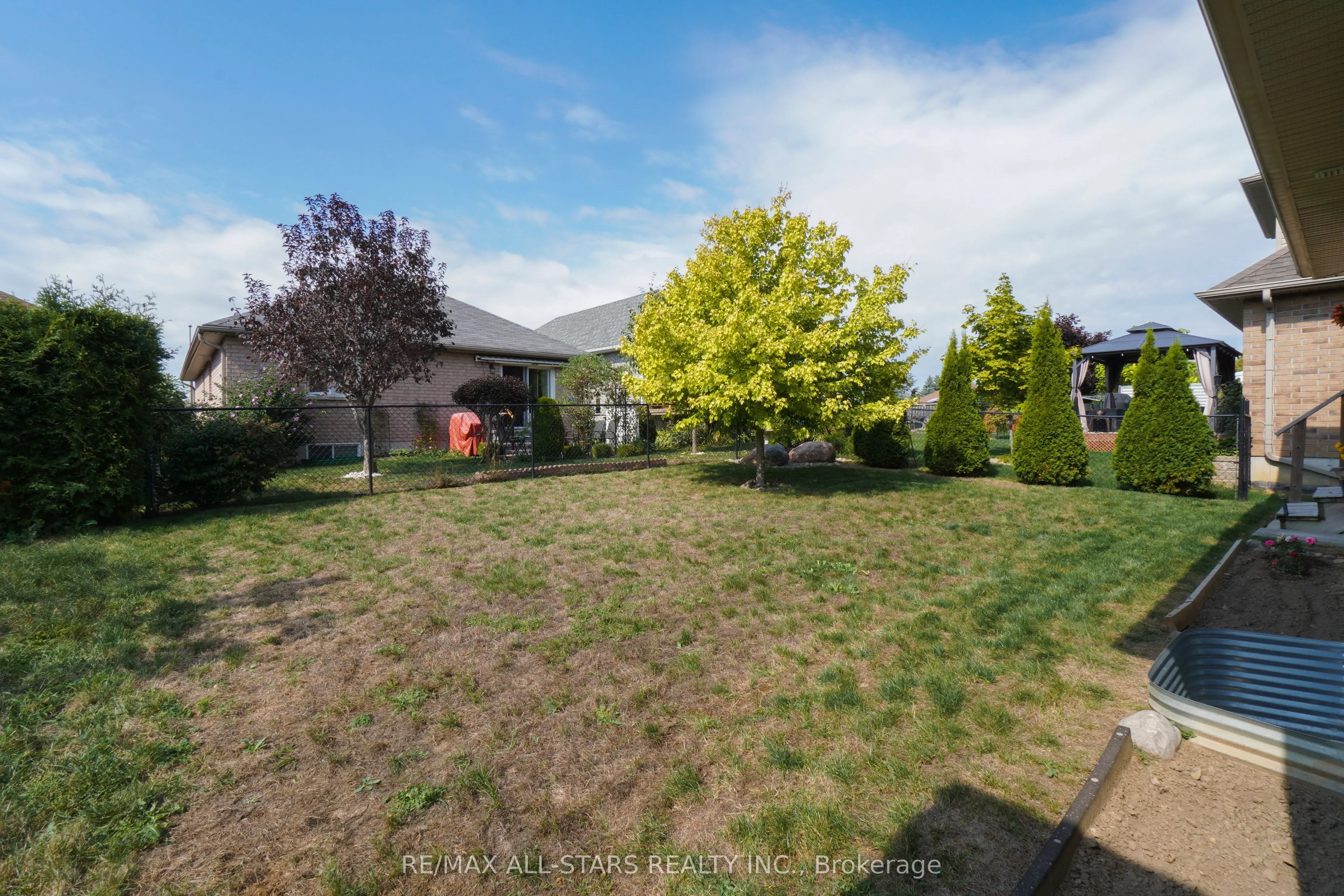 44 Gee Crescent
