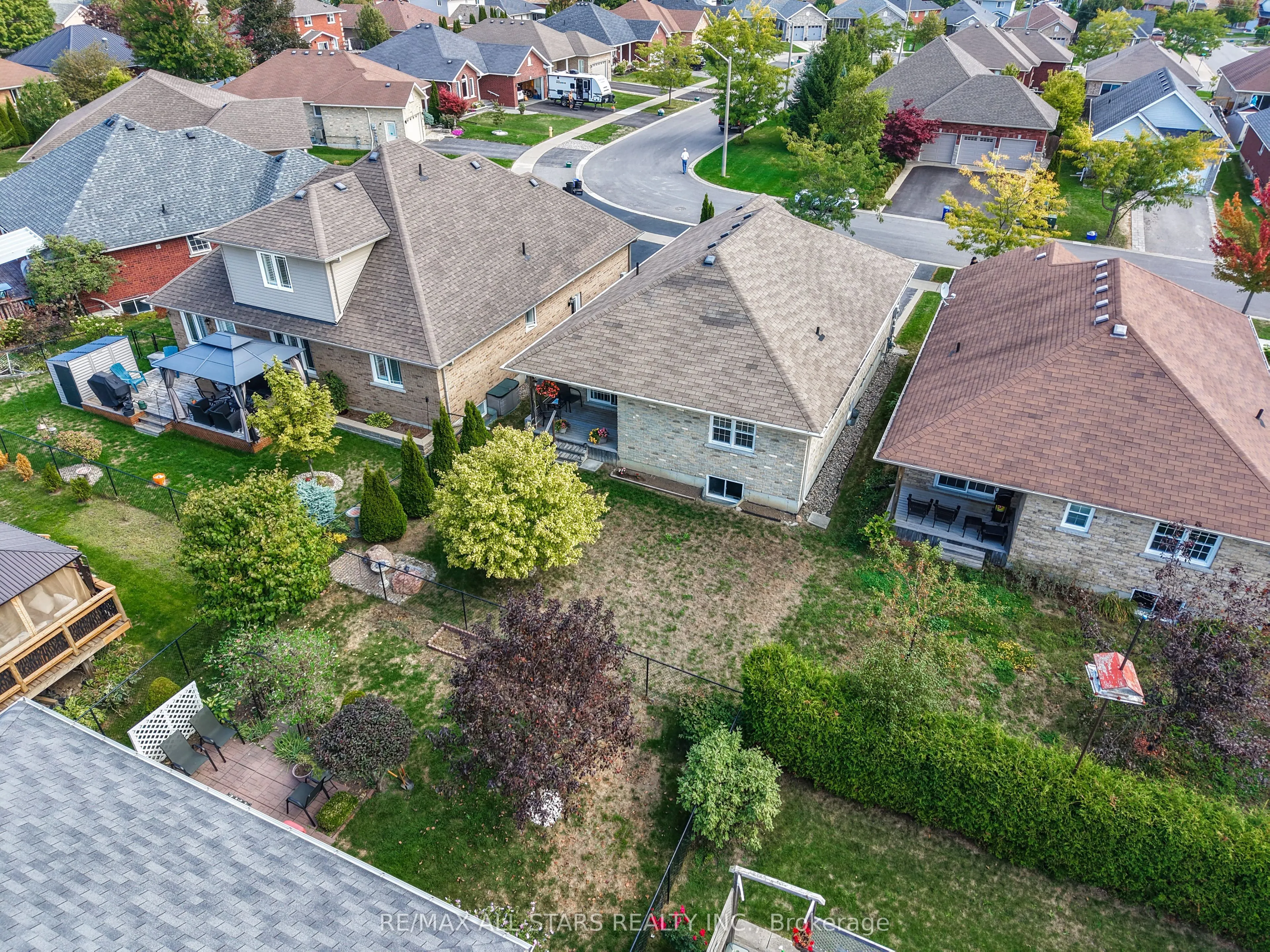 44 Gee Crescent