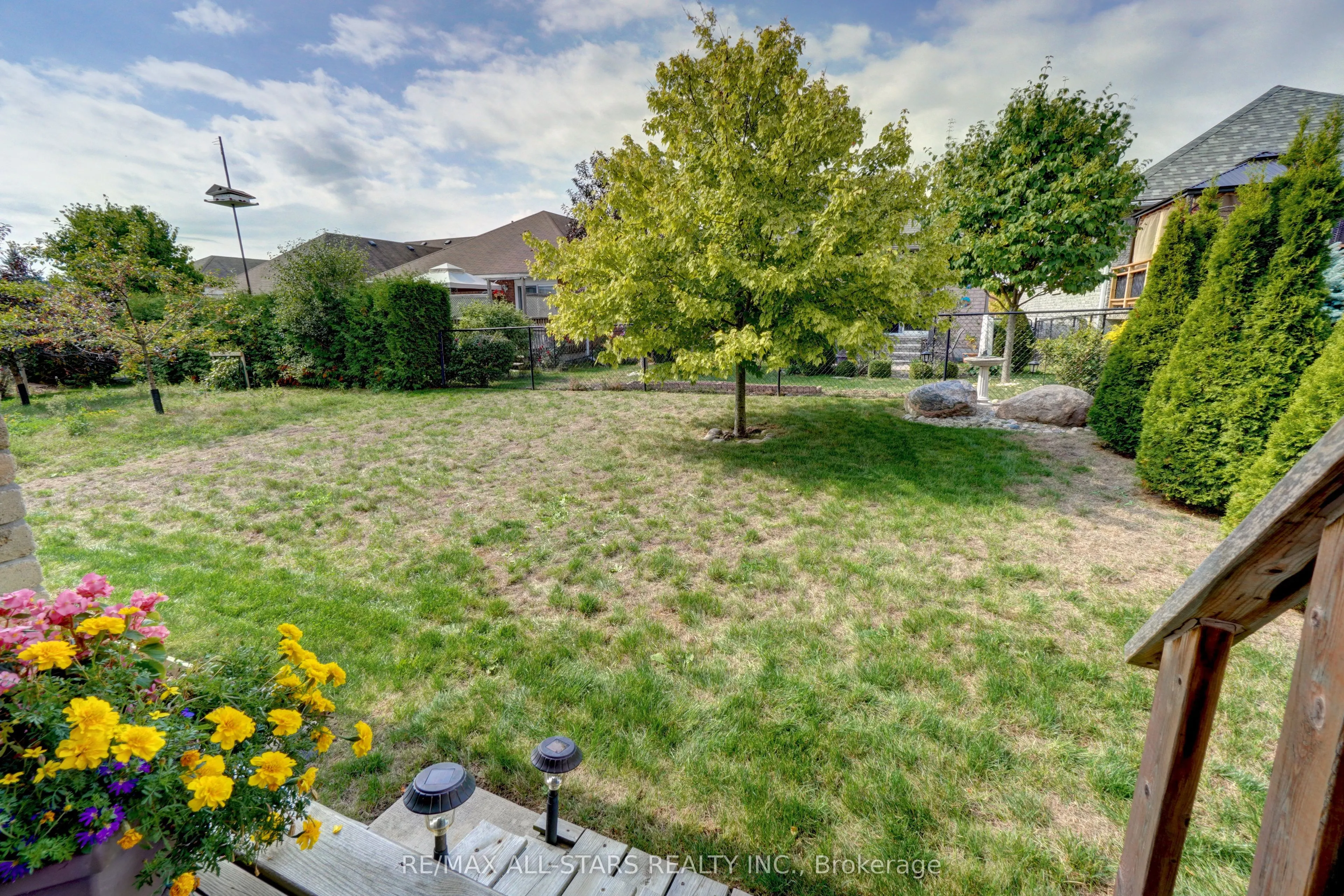 44 Gee Crescent