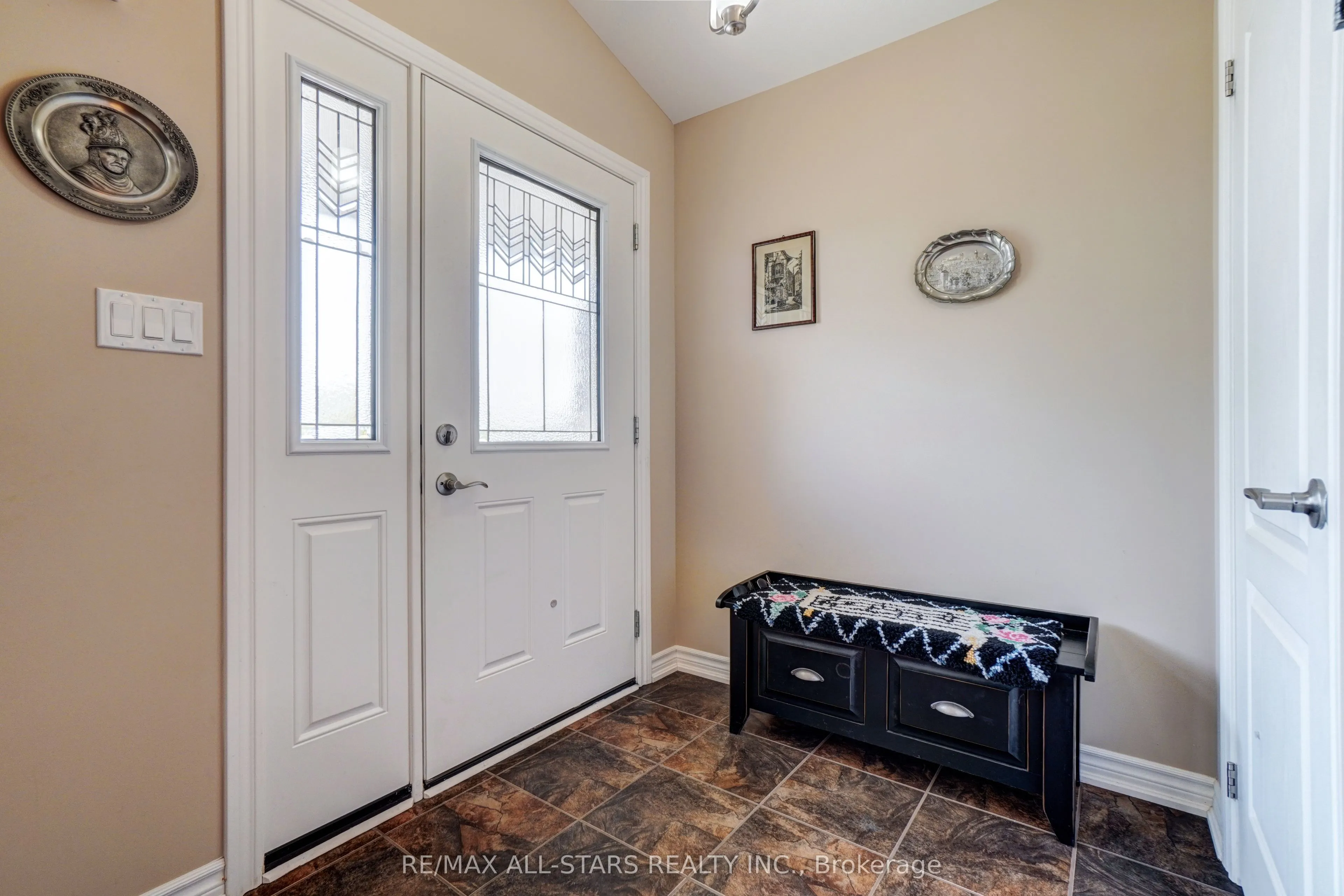 44 Gee Crescent