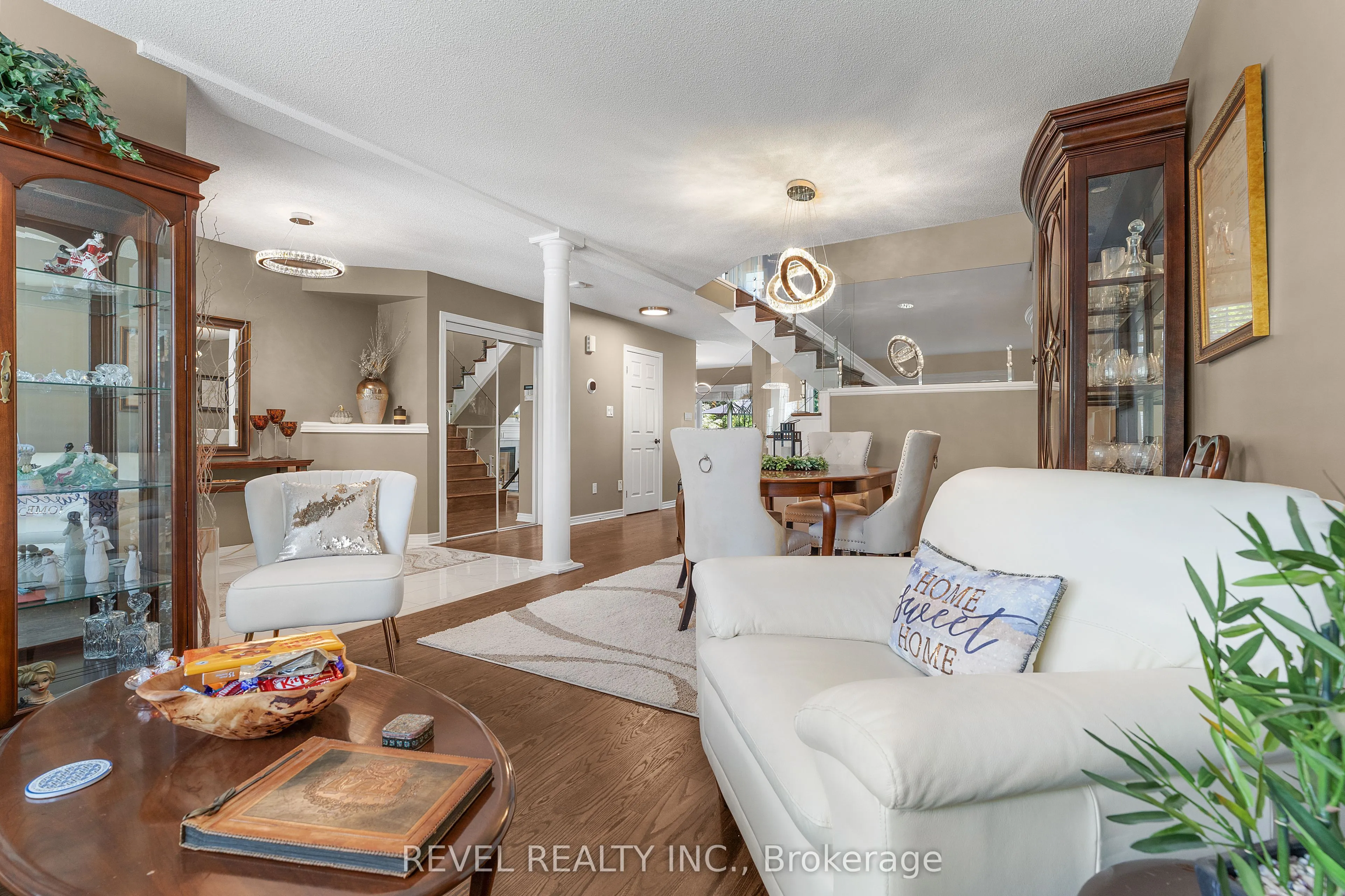 17 Michaela Crescent