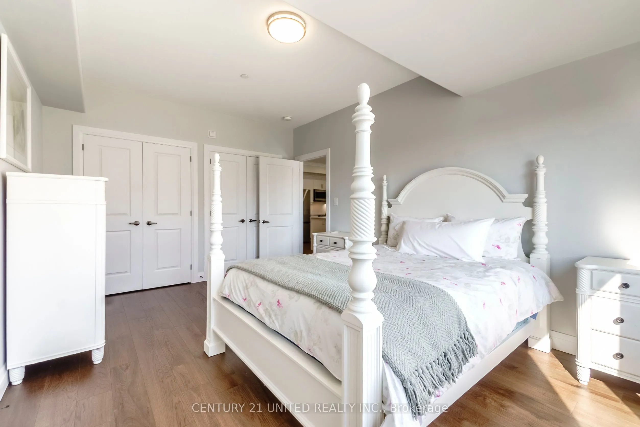 19 Hampton Lane, #202